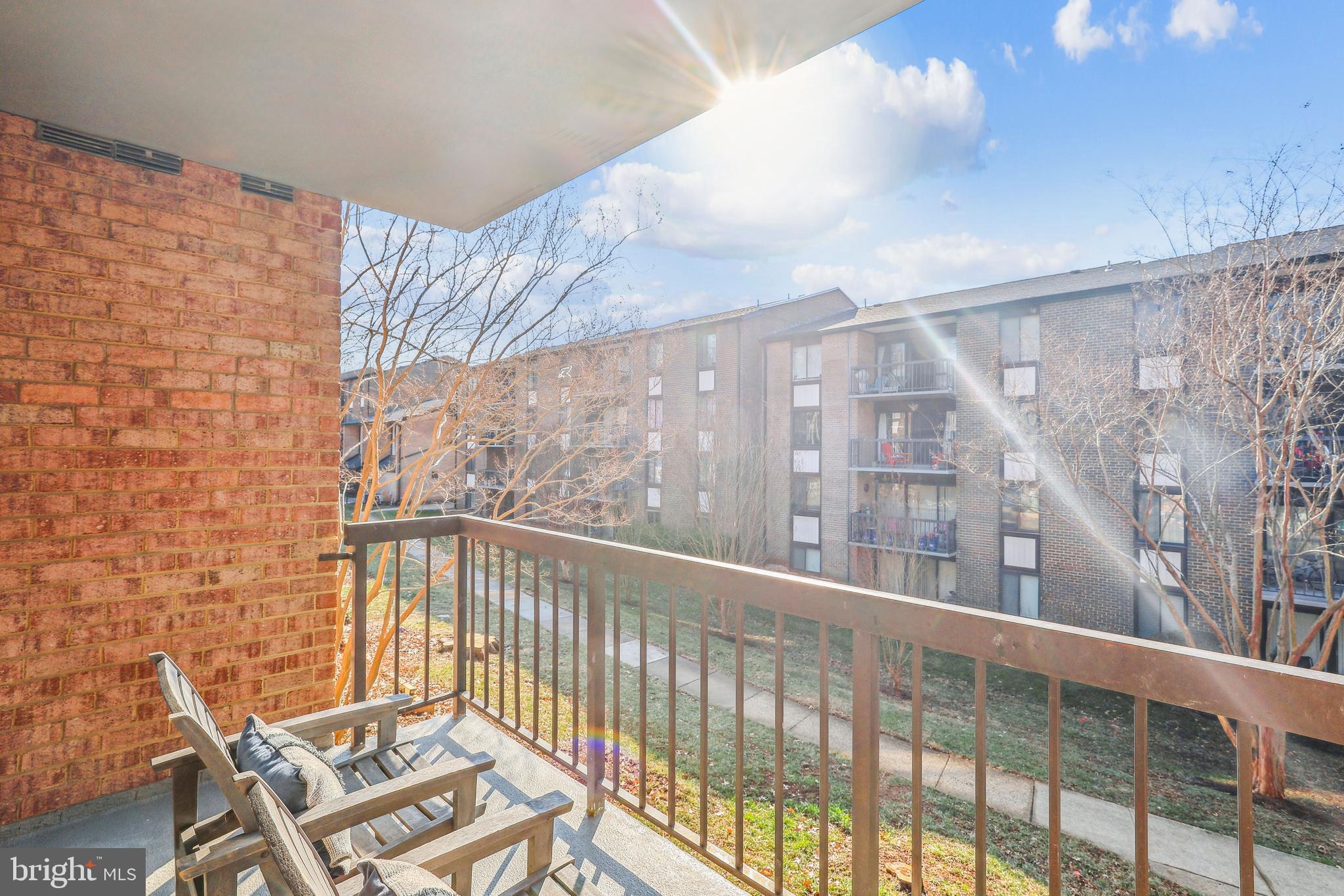 HAWTHORNE VILLAGE - Residential