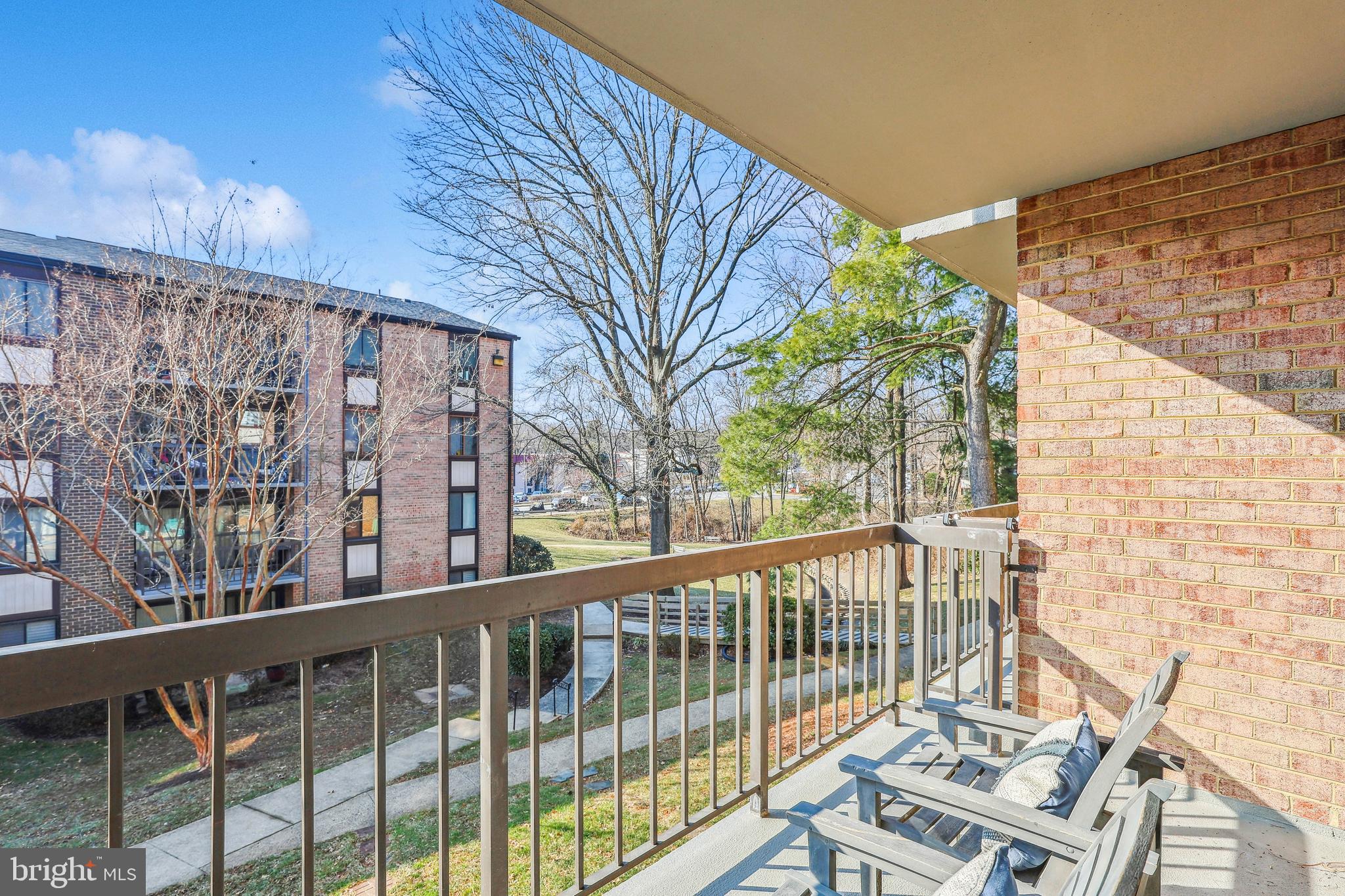 HAWTHORNE VILLAGE - Residential