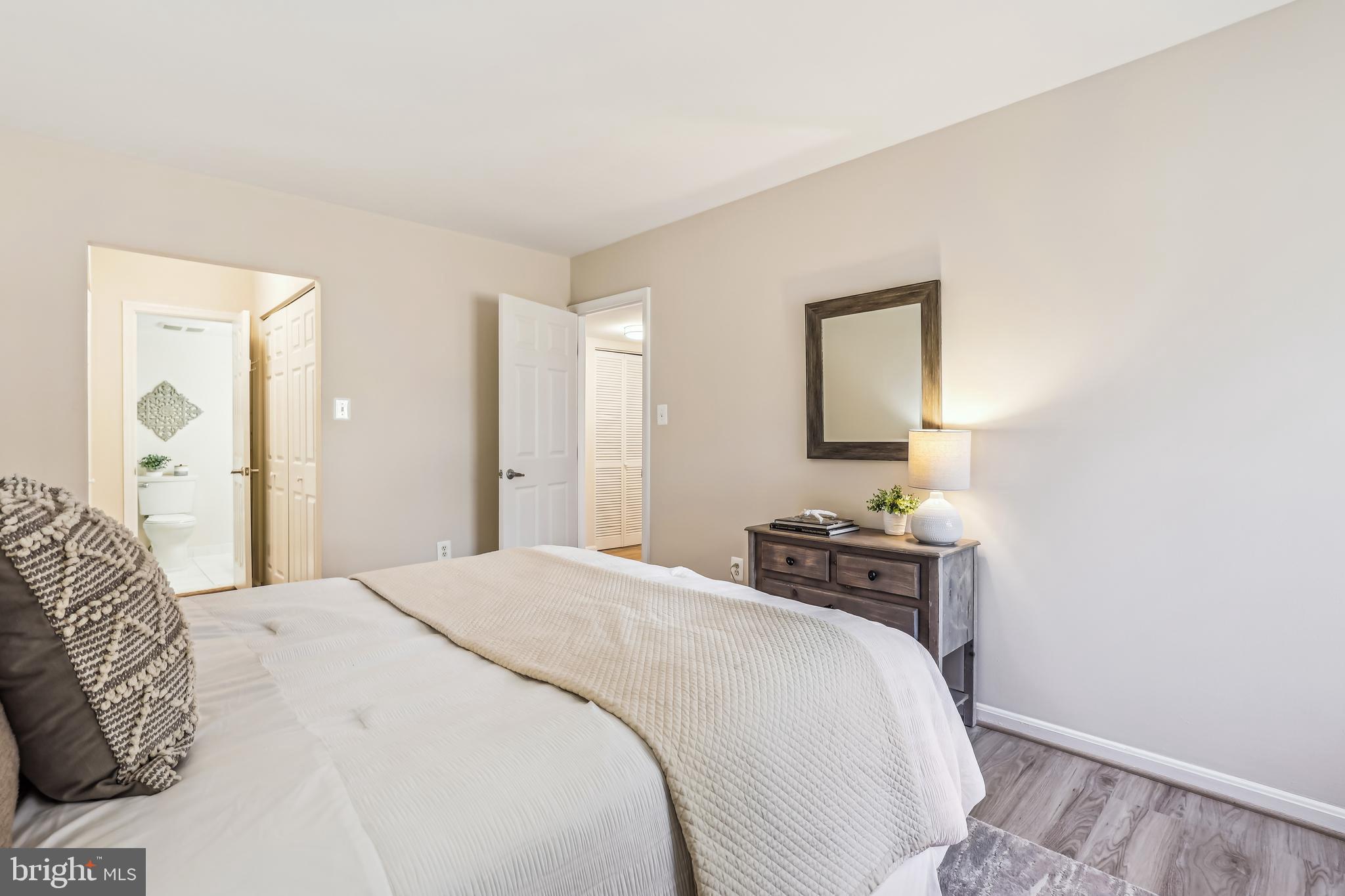 HAWTHORNE VILLAGE - Residential