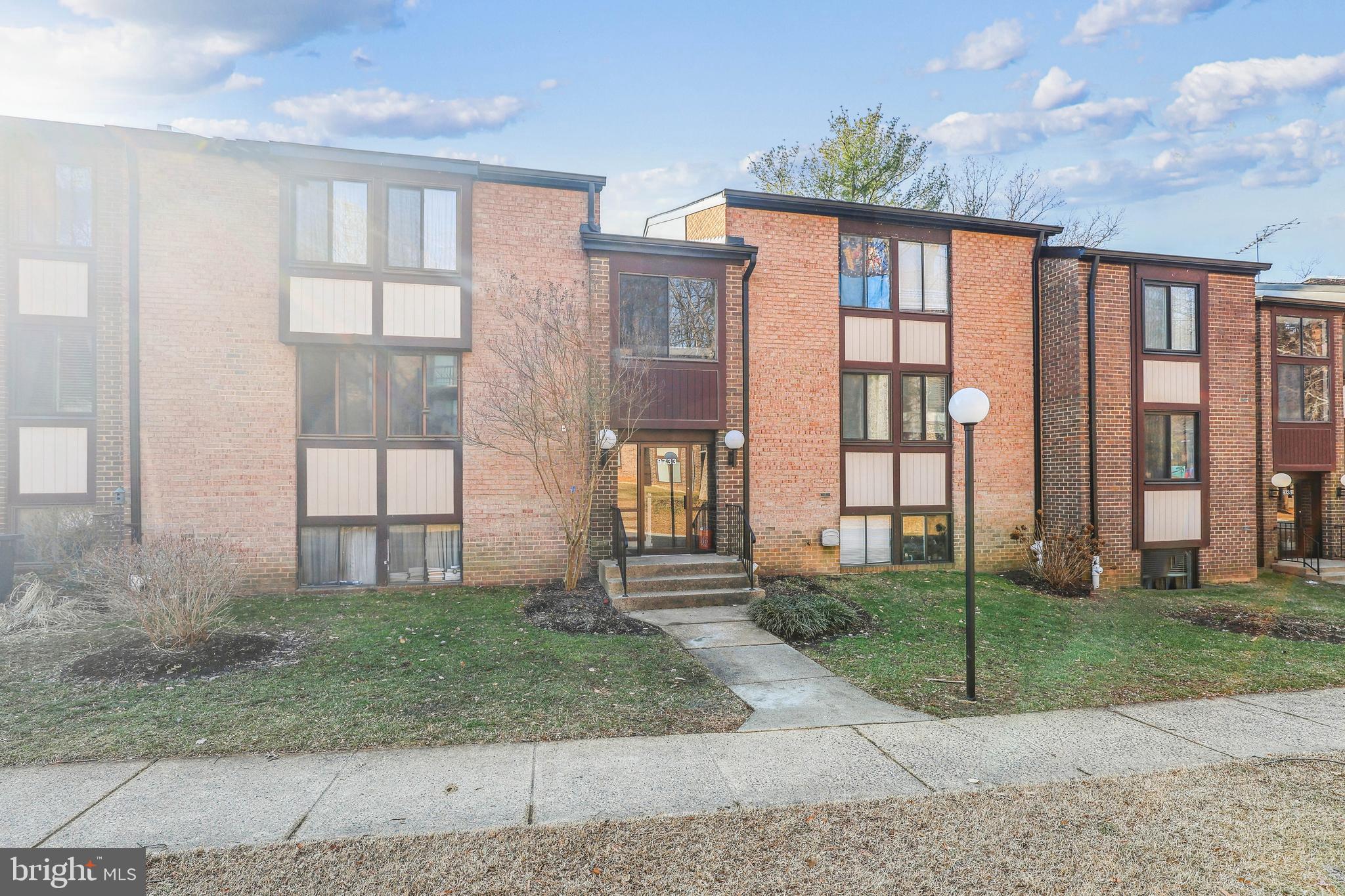 HAWTHORNE VILLAGE - Residential