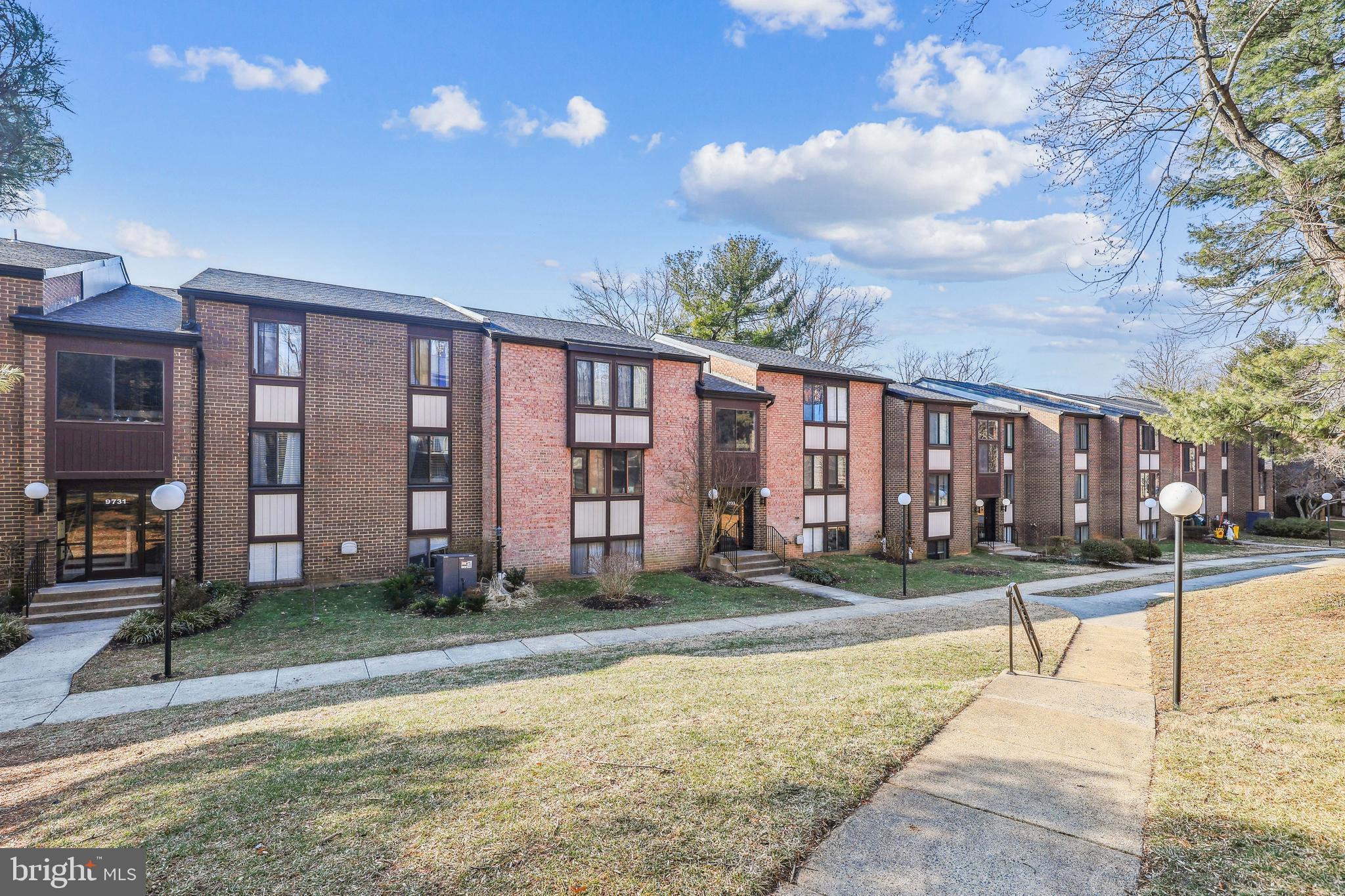 HAWTHORNE VILLAGE - Residential