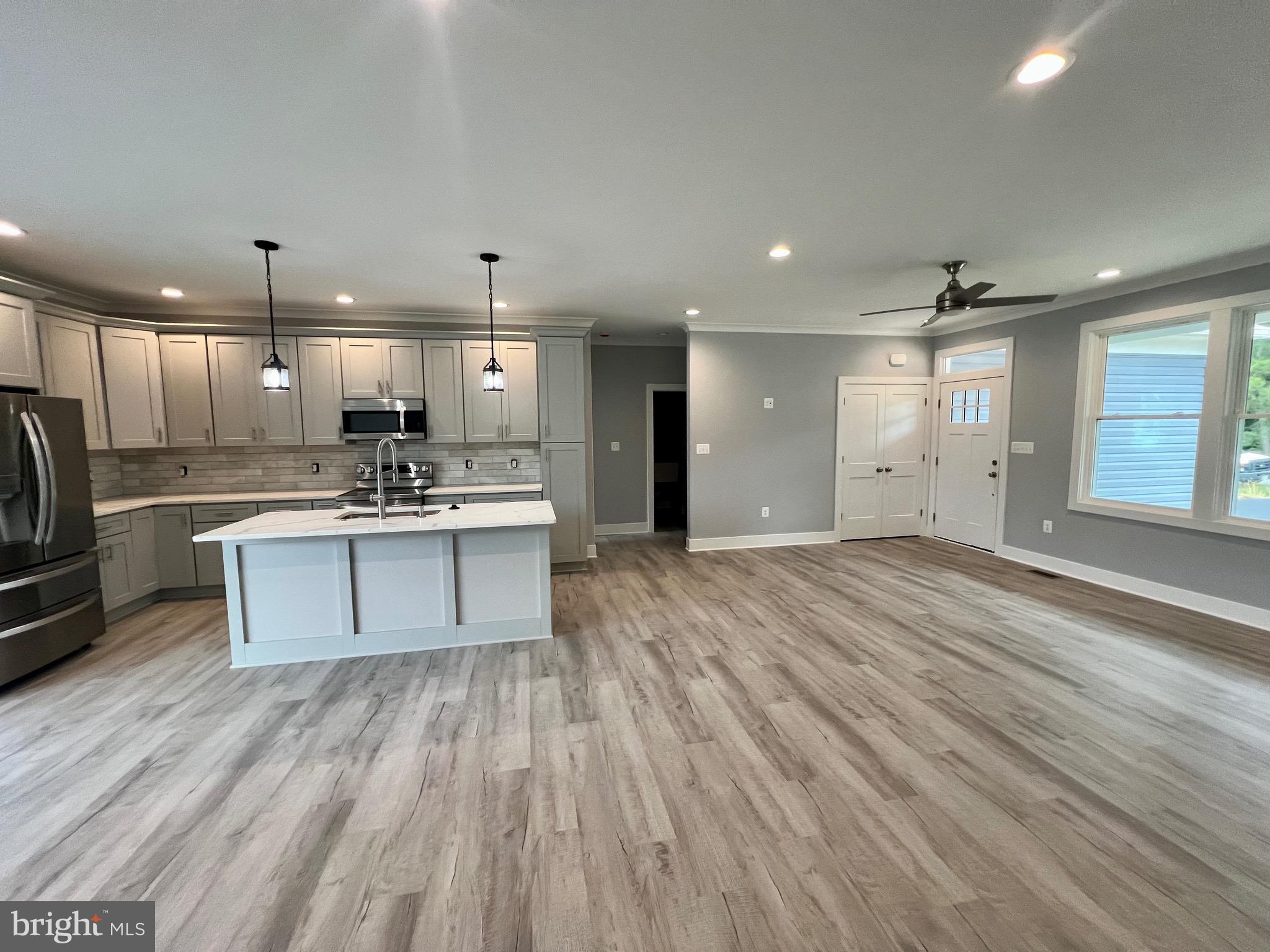 GLEBE HARBOR - Residential