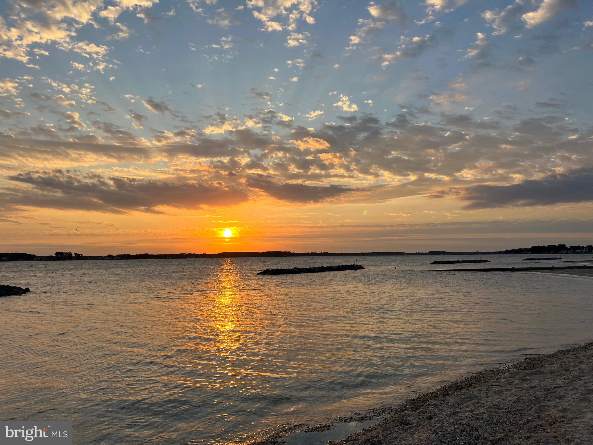 GLEBE HARBOR - Residential
