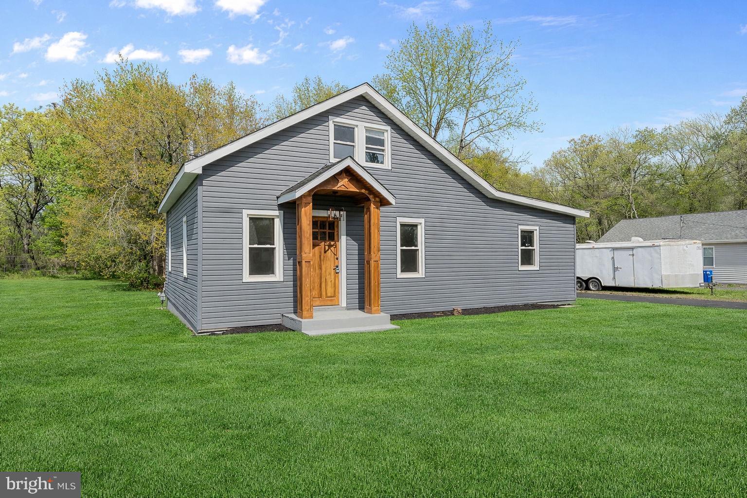 105 E DEL A VUE AVENUE