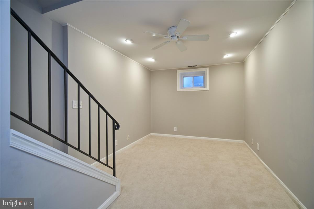 FAIRLINGTON MEADOWS - Residential Lease