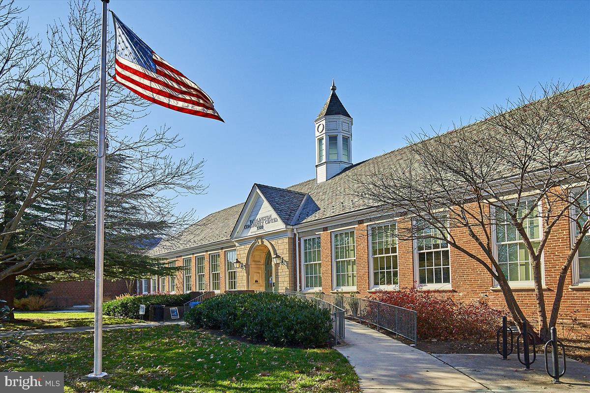 FAIRLINGTON MEADOWS - Residential Lease