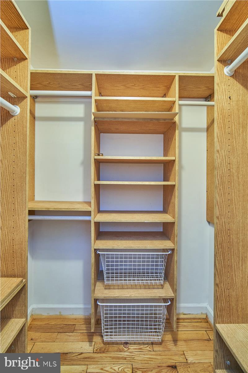 FAIRLINGTON MEADOWS - Residential Lease