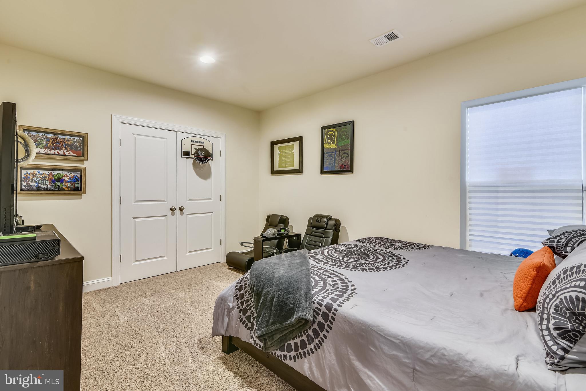 BRAMBLETON - Residential