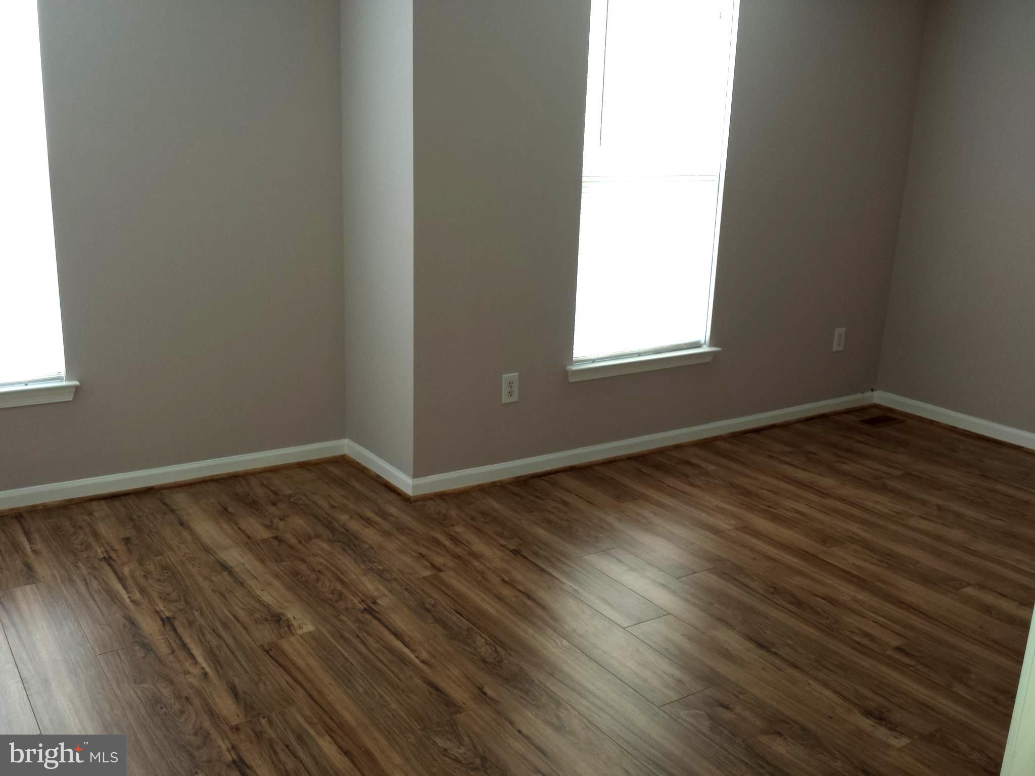 BEDFORD CROSSING - Residential Lease