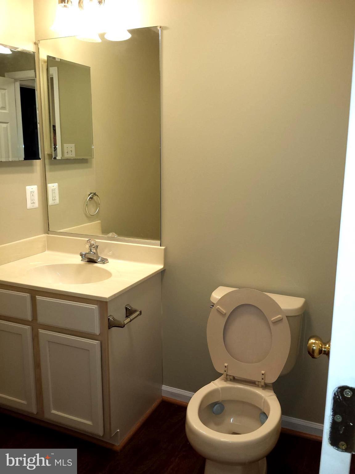 BEDFORD CROSSING - Residential Lease