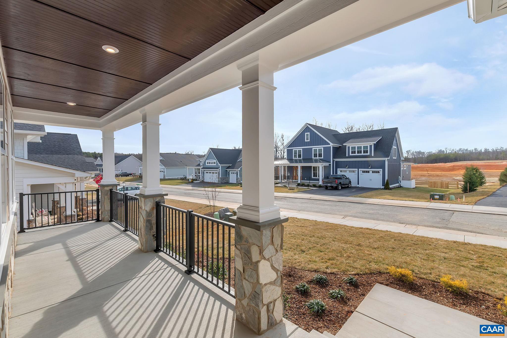 SPRING CREEK - Residential