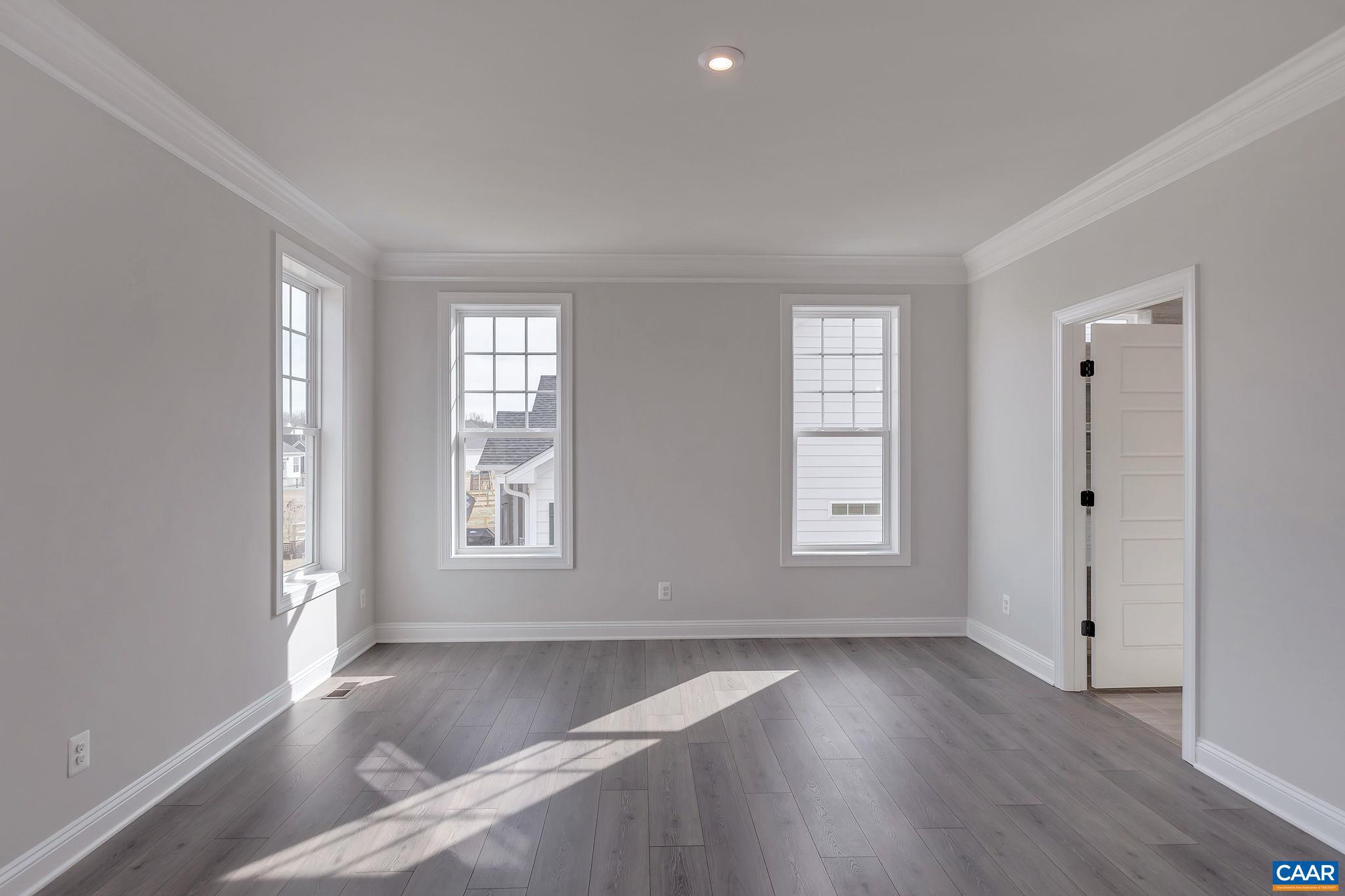 SPRING CREEK - Residential