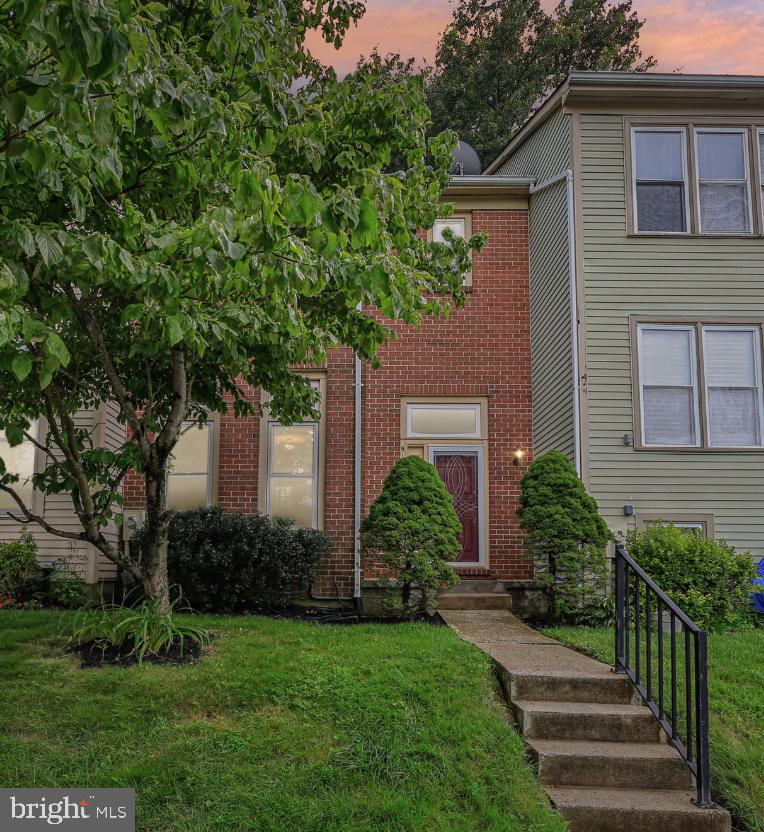 Welcome to this turn key, rarely available townhome in the highly sought after Village of Long Reach neighborhood. Step into this home and be greeted with cathedral height ceilings that highlight the open main level space. Walk up to the kitchen area with a large dining space and a walkout door to the outside deck.
Step up to the upper floor where you will find the primary bedroom with an attached full bathroom, and two additional bedrooms with another full bathroom. Step down to the lower basement level where you will find a bonus finished room that's perfect for an office space, home gym, or spare bedroom space. On the other side of the basement there is a finished space that's perfect for entertaining with a custom built full bar and pool table that's included in the sale! Recent renovations include, fresh carpet and paint 2025, W&D 2024, modern windows and patio door, and Water heater replaced in 2023. Conveniently located near Route 29, Route 175, and I-95 for easy commuting. Just steps from Blandair Regional Park, featuring playgrounds and a variety of sports fields. Only 5 minutes walking distance from a fresh produce and the popular Snow Cone shop down the street. Also you can enjoy the short 5 minute walk to the Jeffers Hill Village Center swimming pool. Conveniently located minutes from Merriweather Post Pavilion, Wegmans, and the vibrant Downtown Columbia. Enjoy access to all the amenities offered by the Columbia Association. Schedule your tour today and see this lovely home for yourself that is priced for a quick sale!