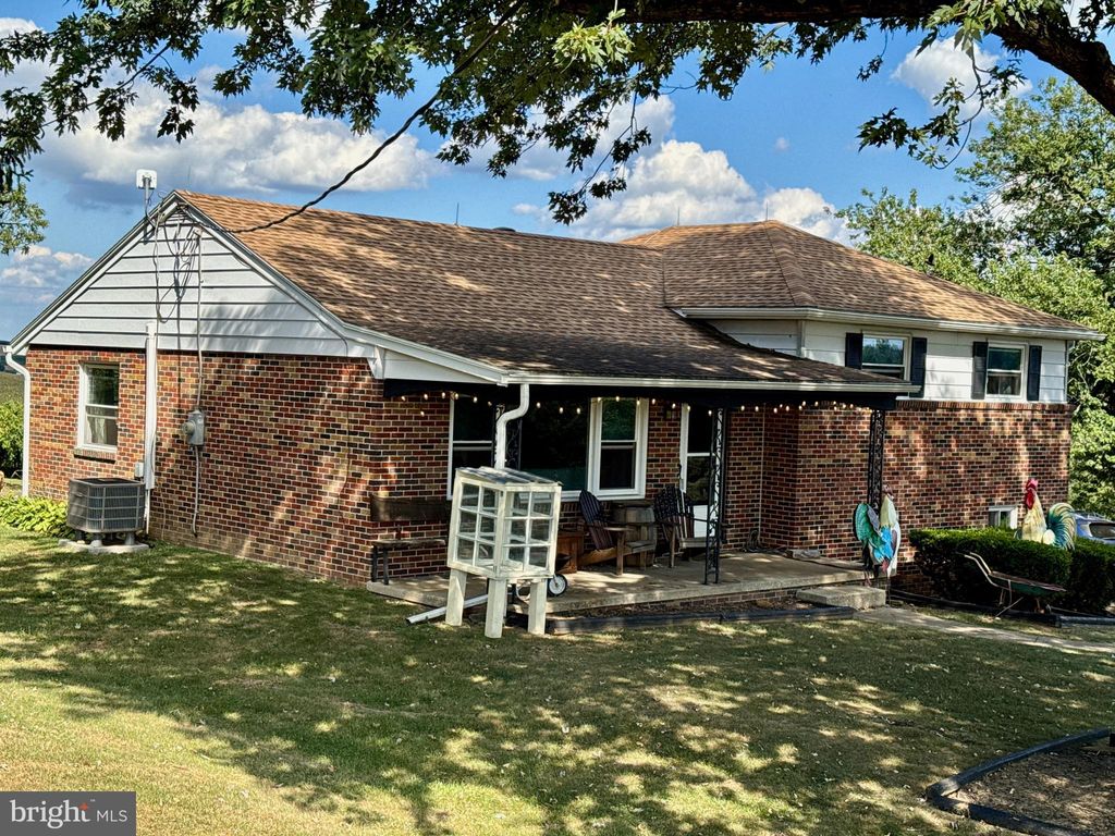 Photo of 9161 Yellow Church Road, SEVEN VALLEYS, PA 17360 (MLS # PAYK2089300)