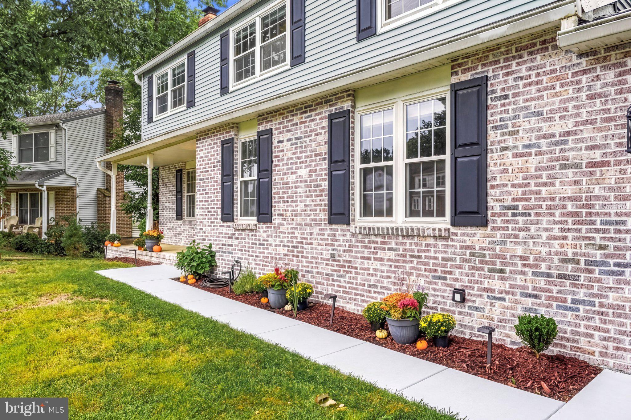 53 WINFIELD ROAD