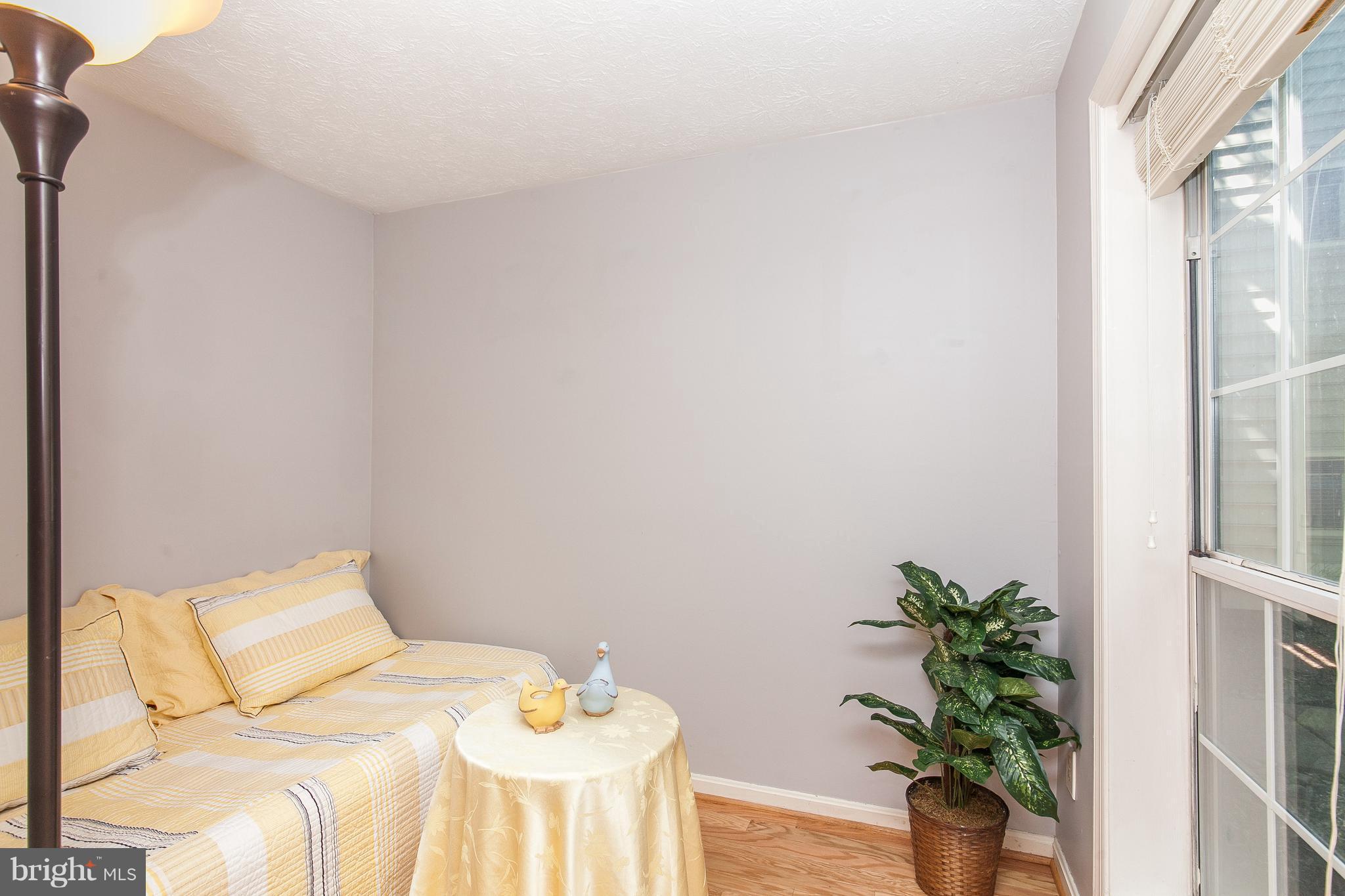 THE OAKTON - Residential