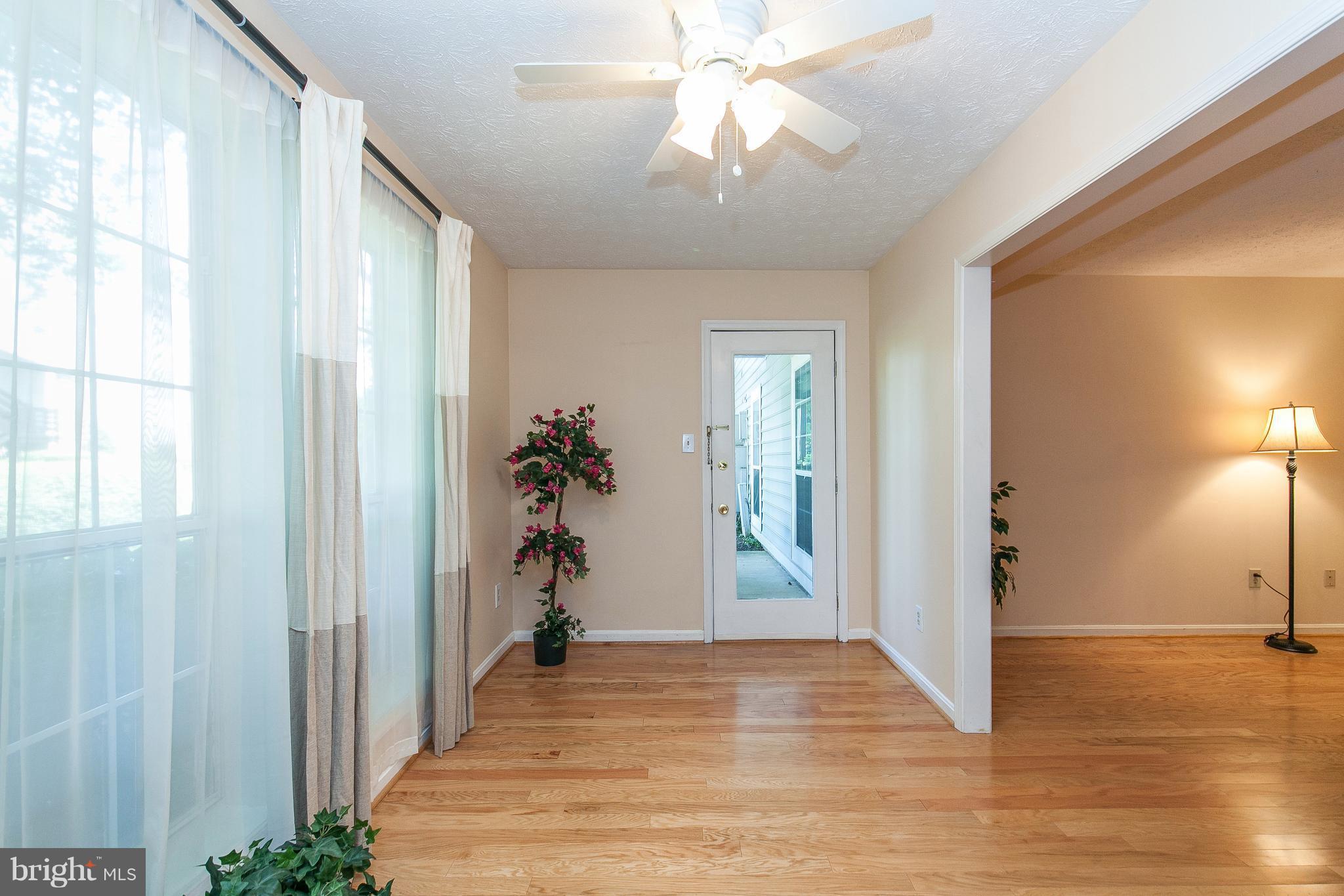 THE OAKTON - Residential