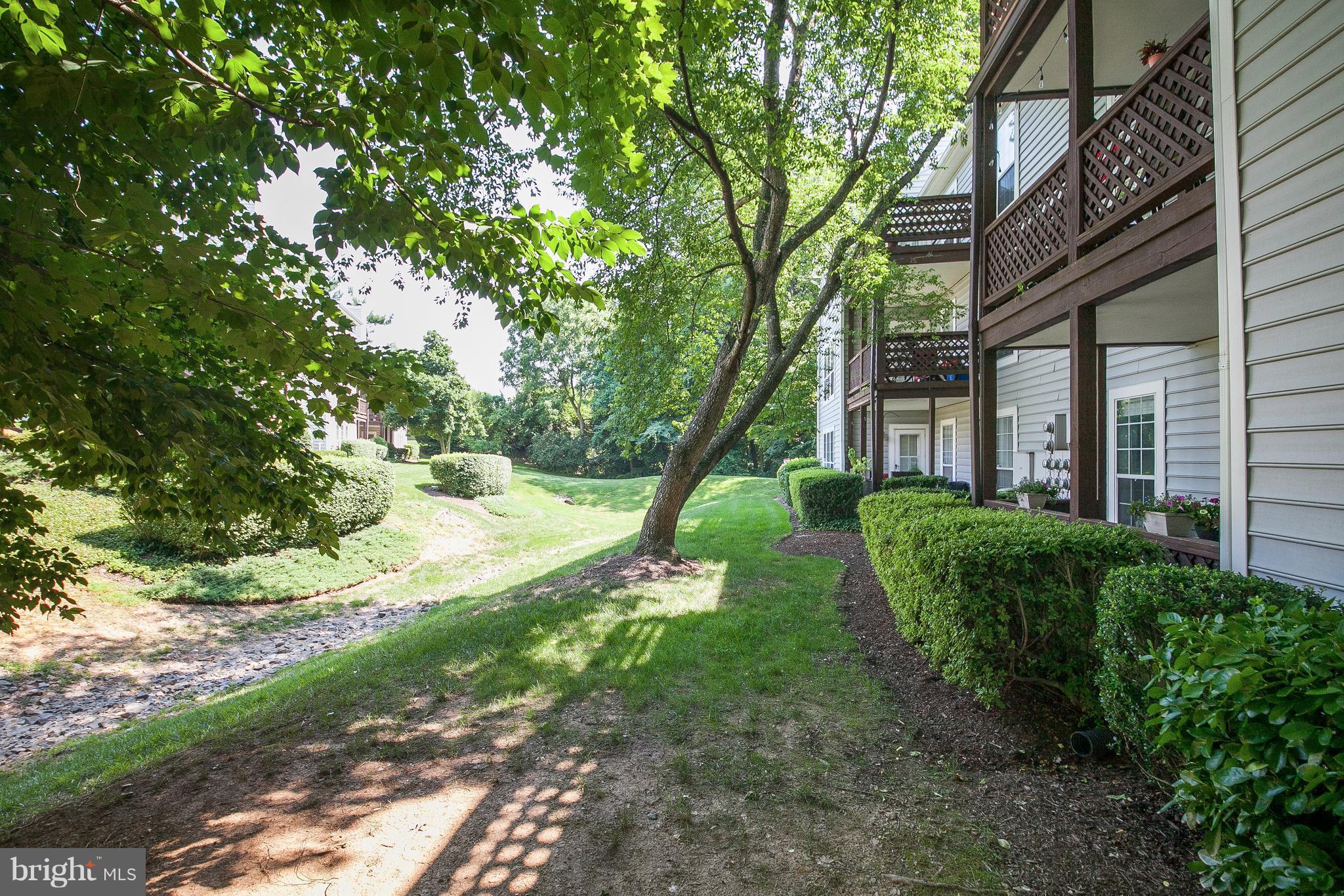 THE OAKTON - Residential