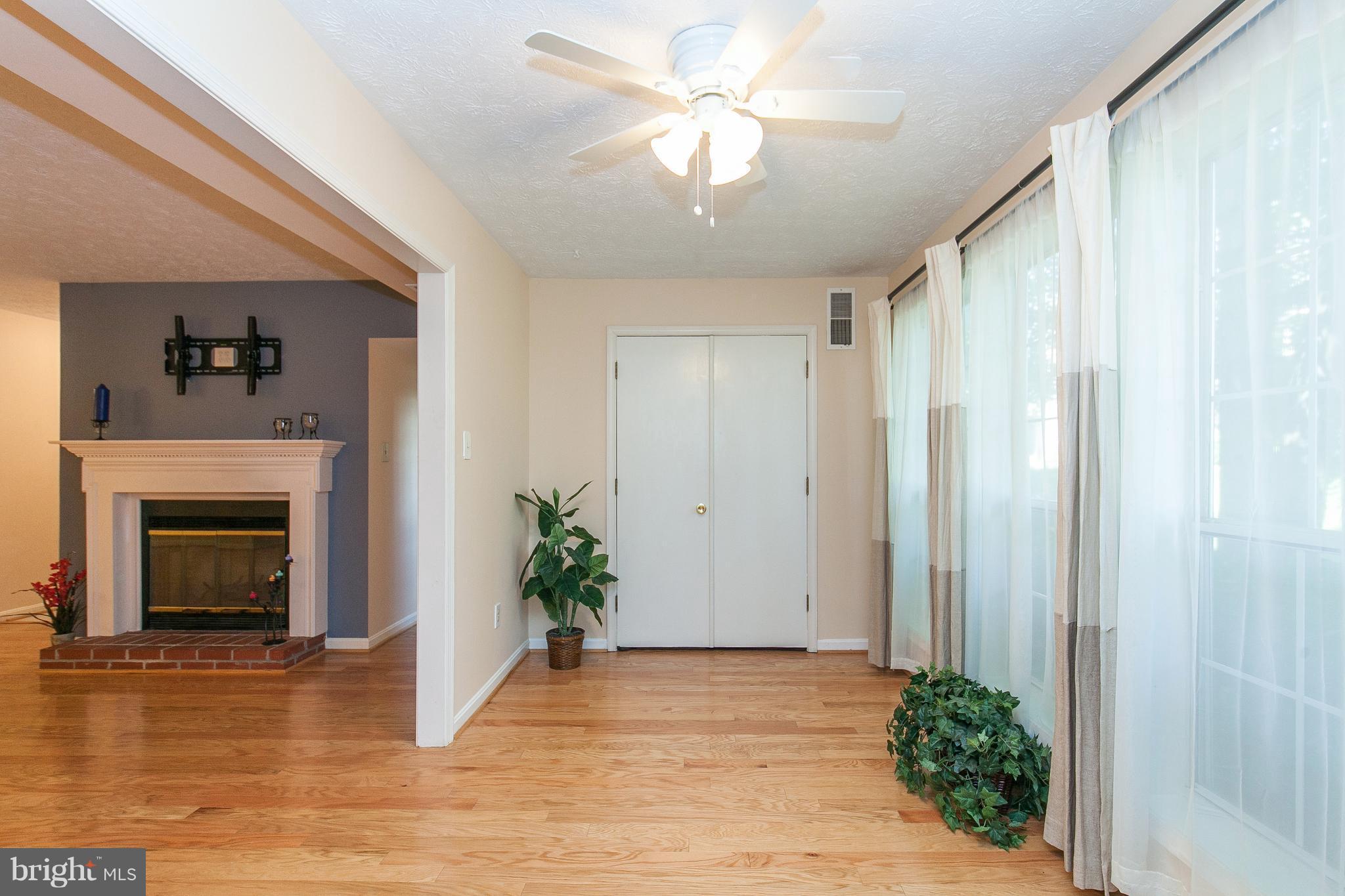 THE OAKTON - Residential