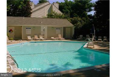 THE OAKTON - Residential