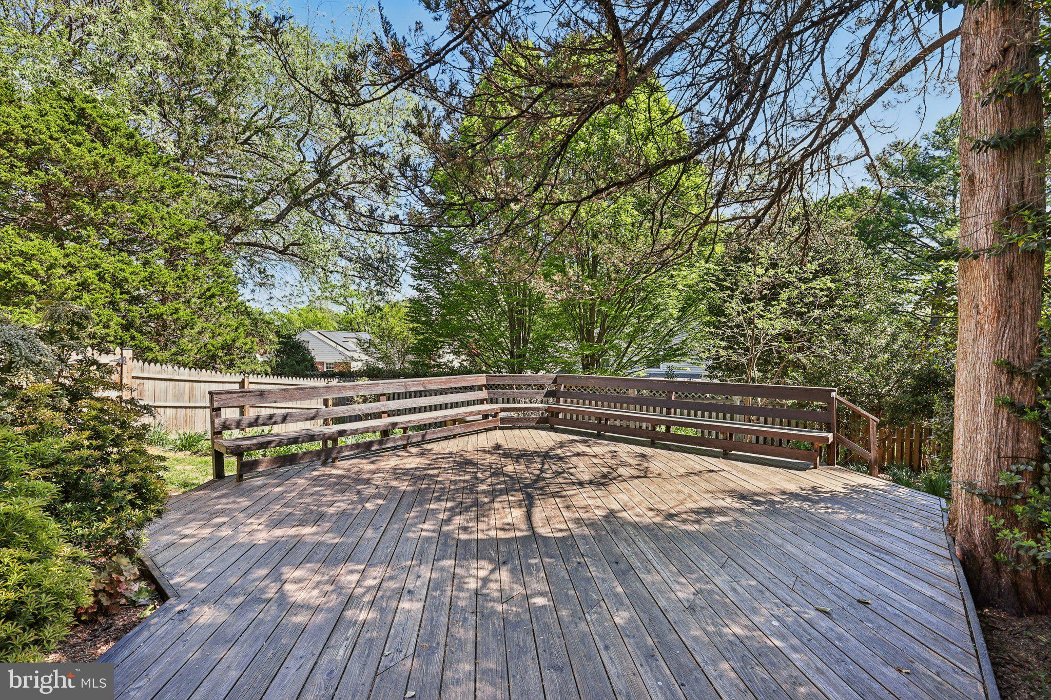 FALLS BEND - Residential