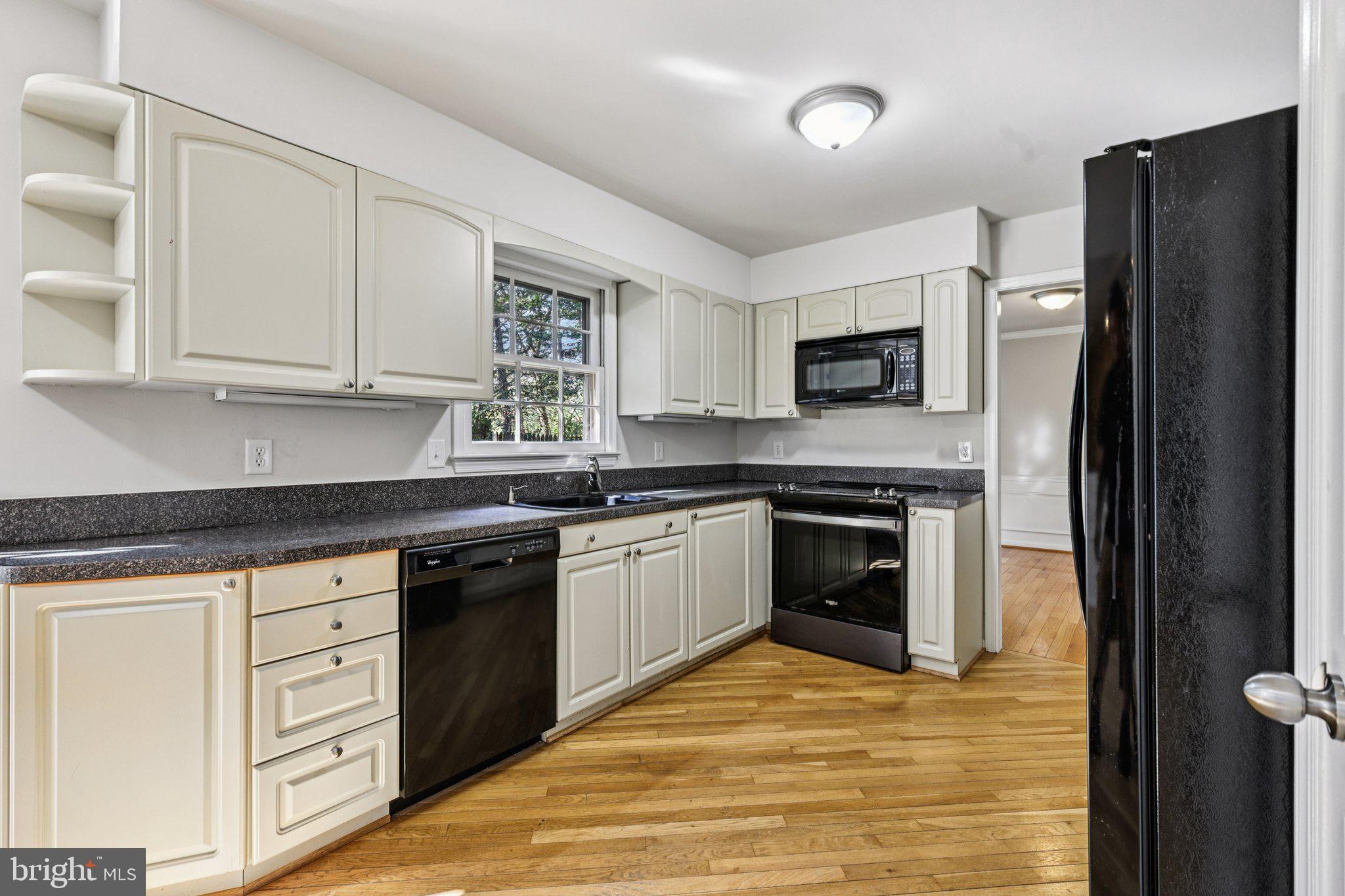 FALLS BEND - Residential