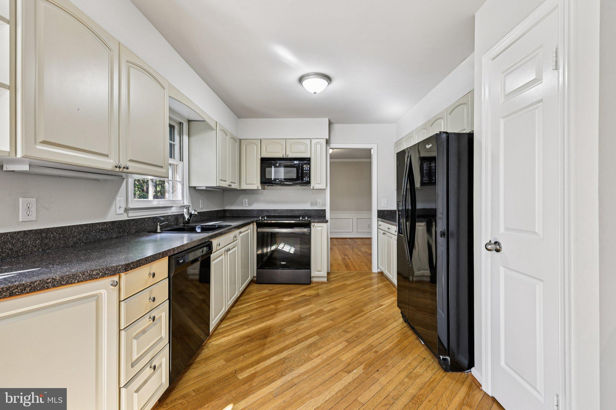 FALLS BEND - Residential