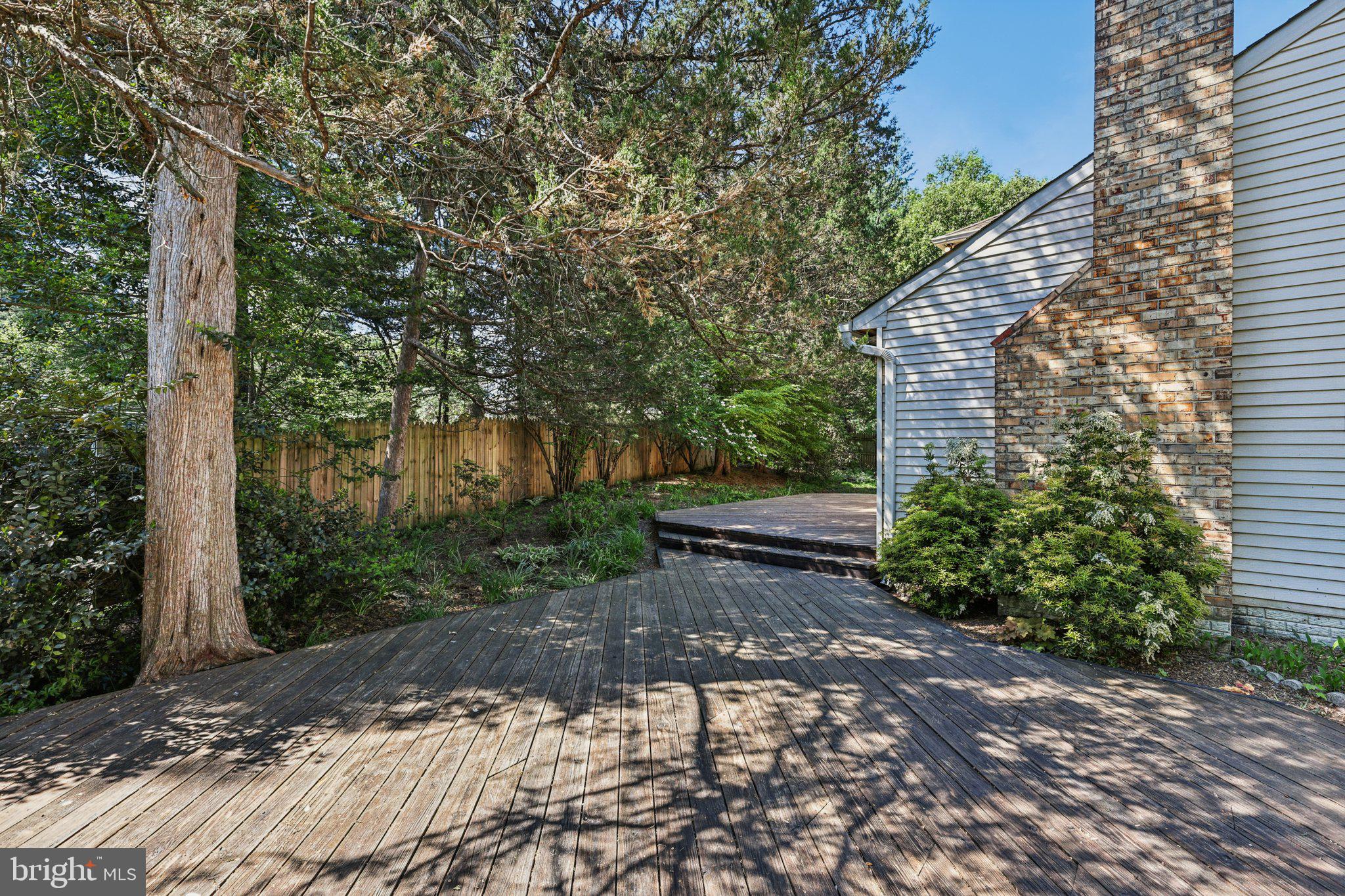 FALLS BEND - Residential