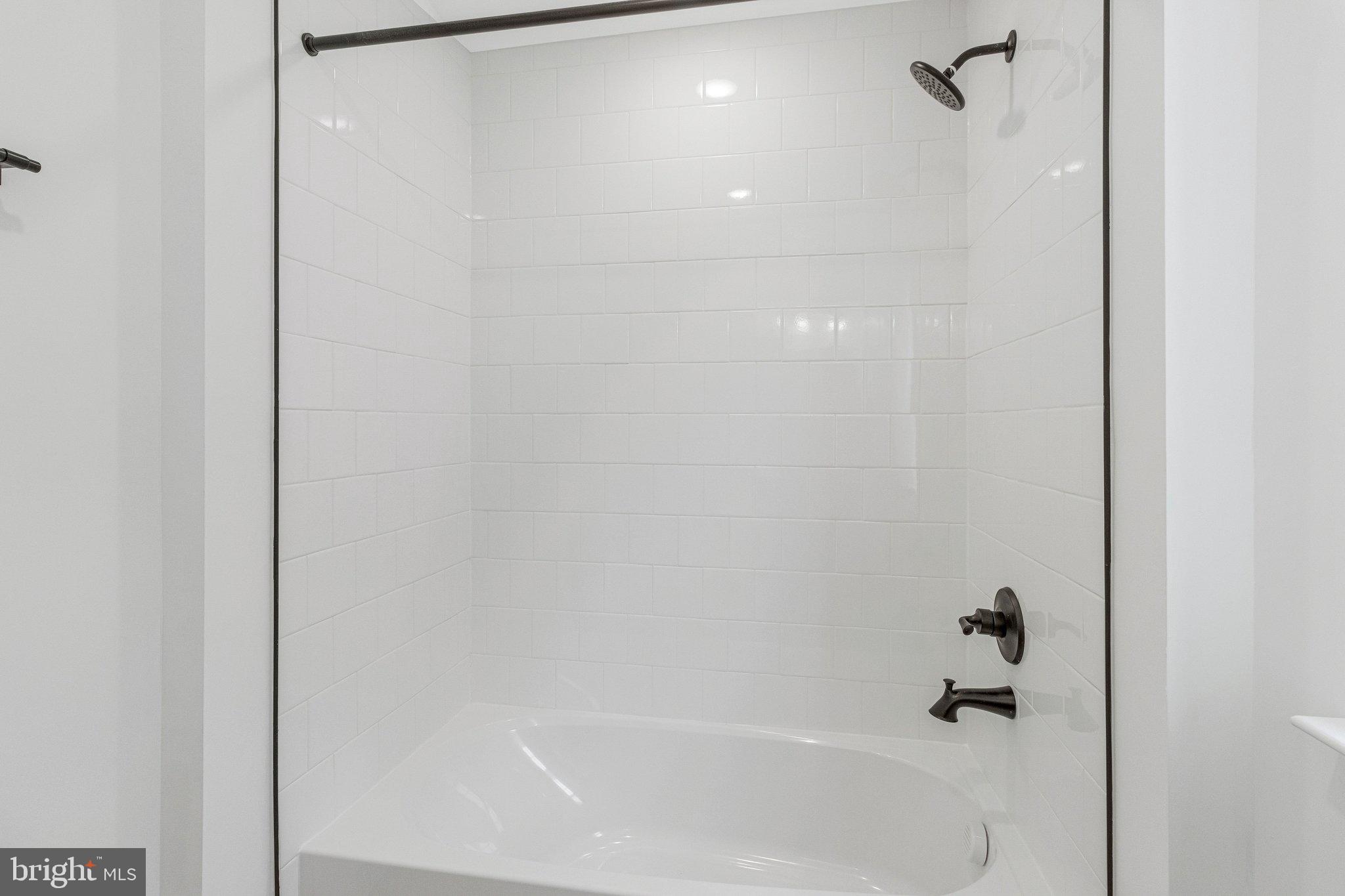 ENCLAVE AT ARUNDEL HILLS - Residential