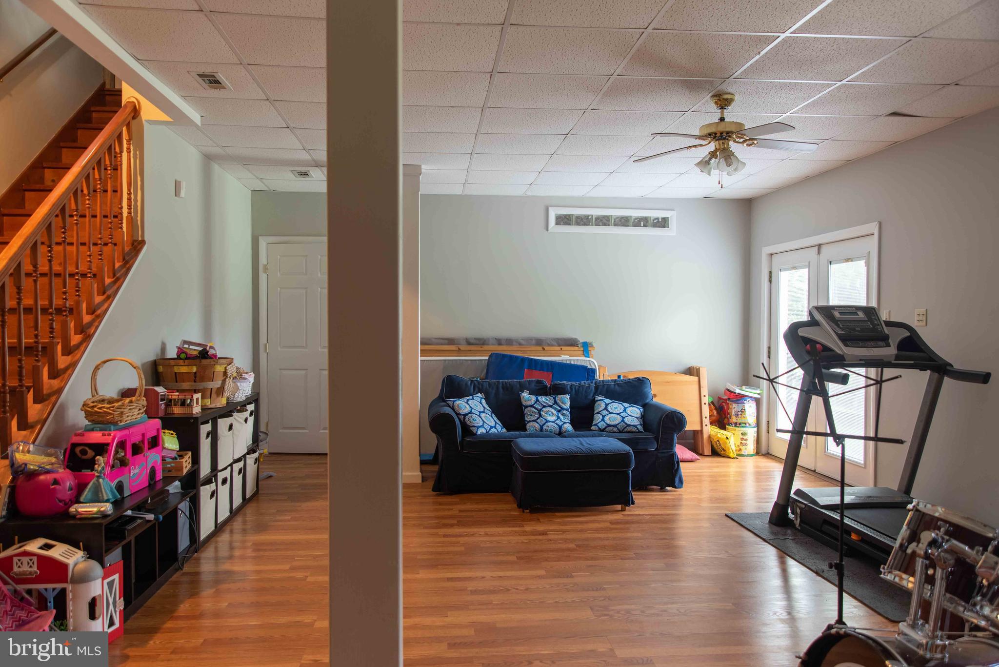 WINFIELD - Residential