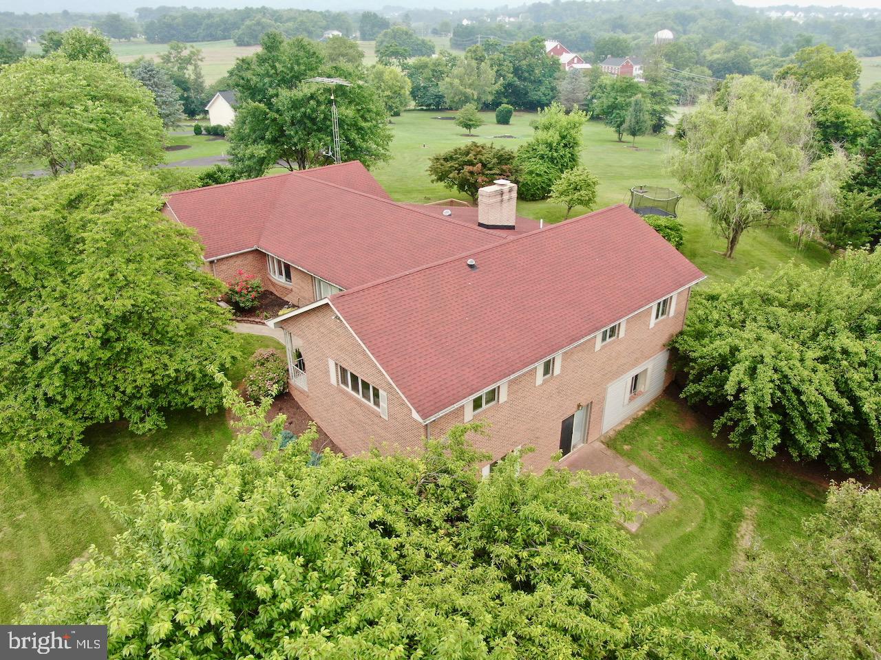 WINFIELD - Residential