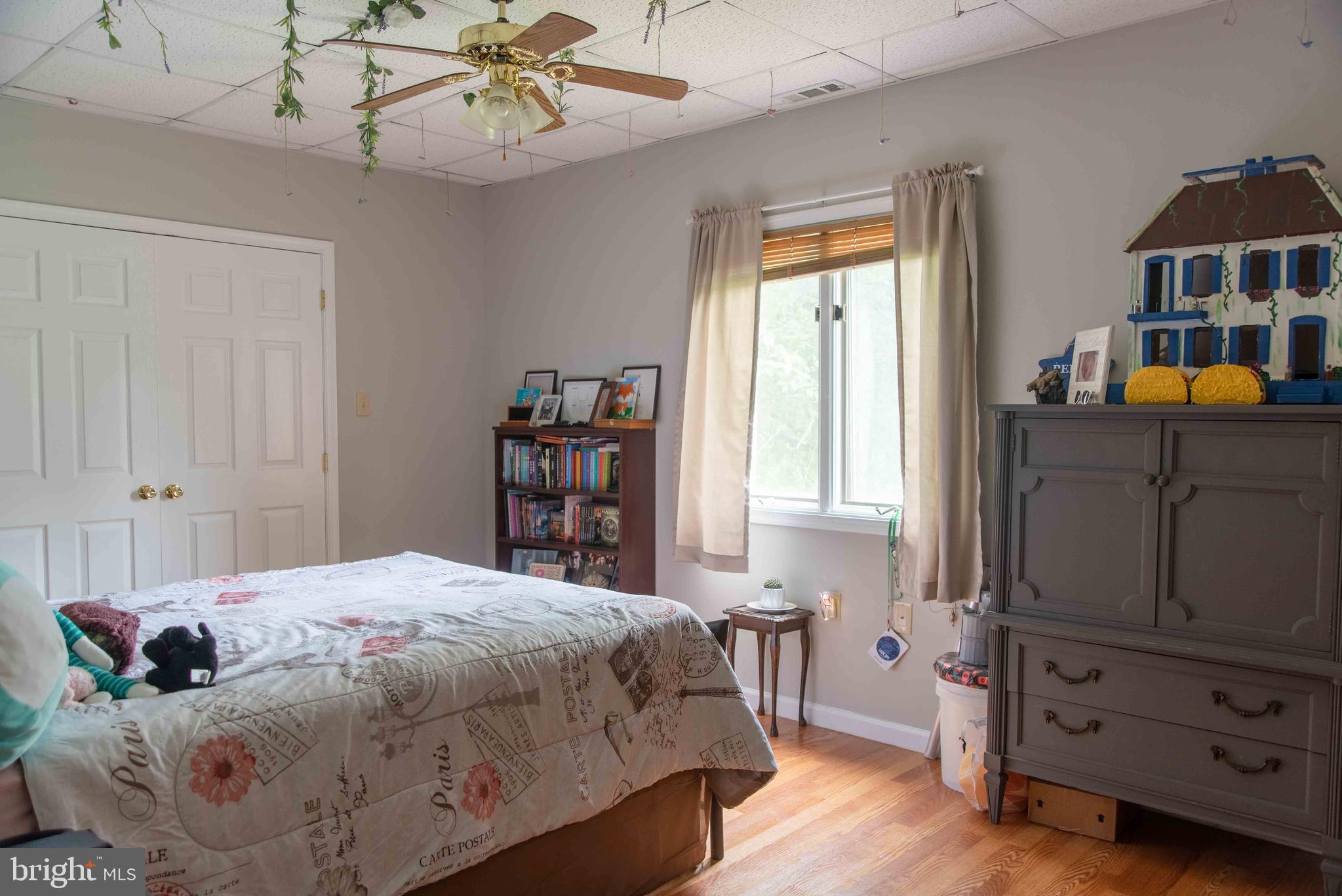 WINFIELD - Residential