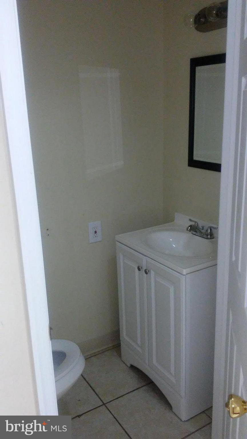 BLENHEIM - Commercial Lease