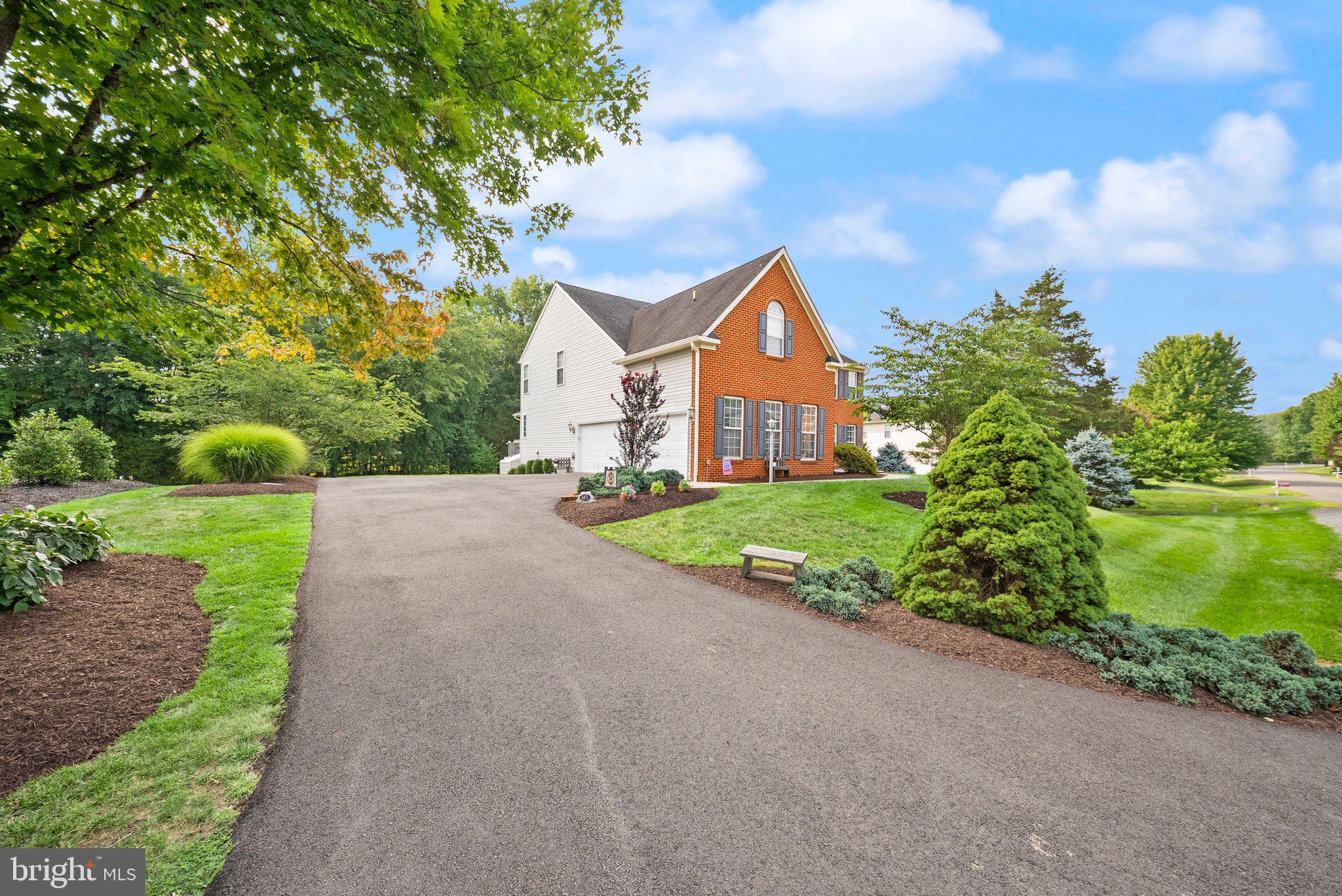 6871 EMMA COURT