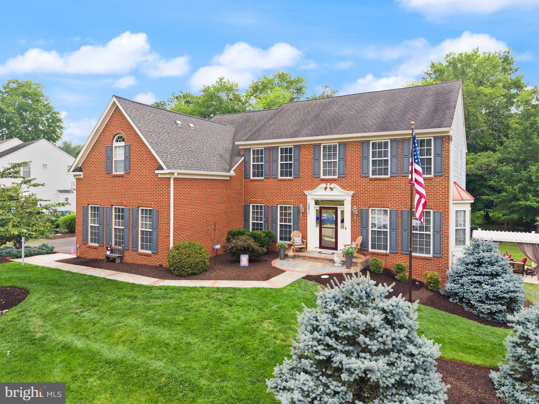 6871 EMMA COURT