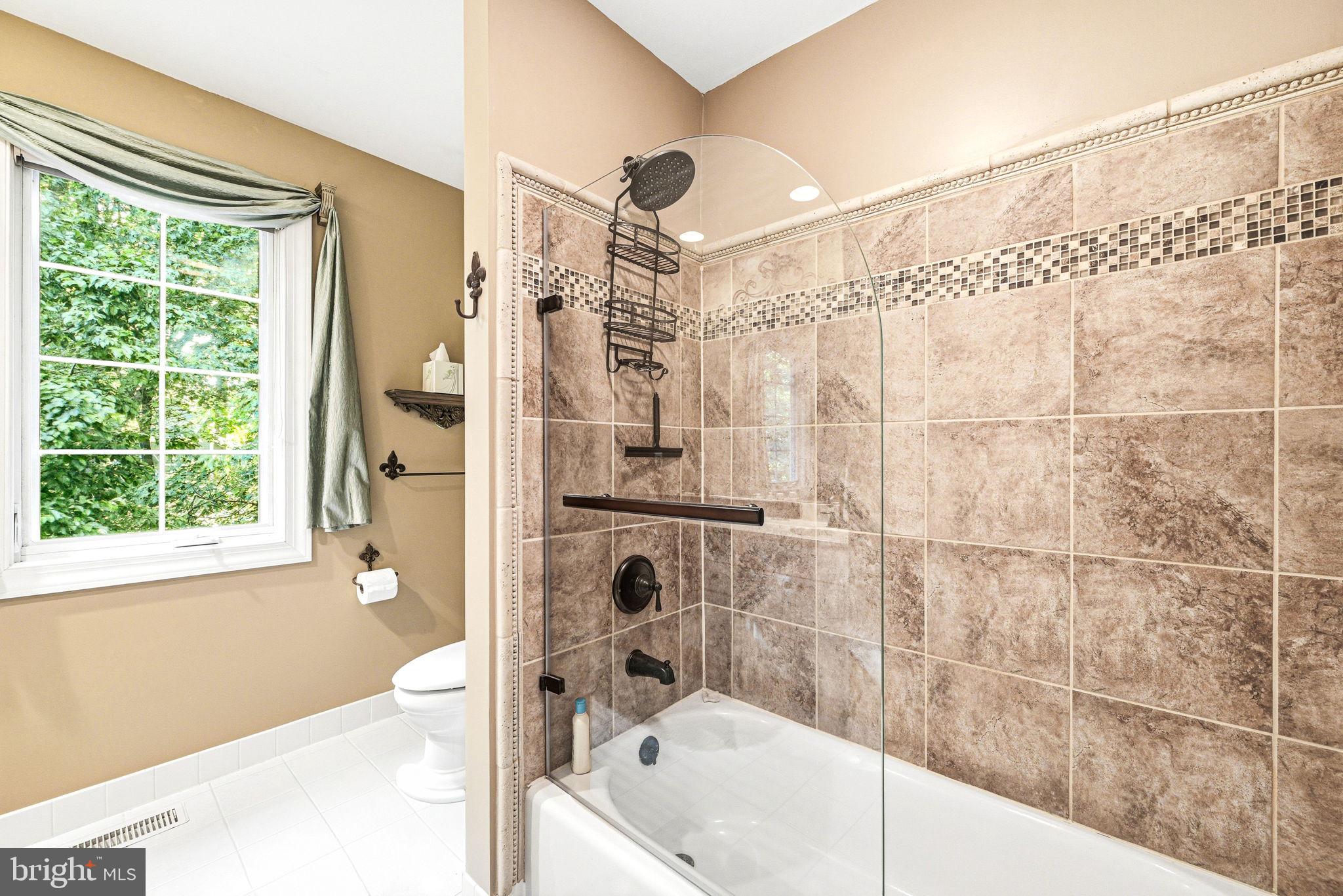 THE RIDINGS CHADDS - Residential