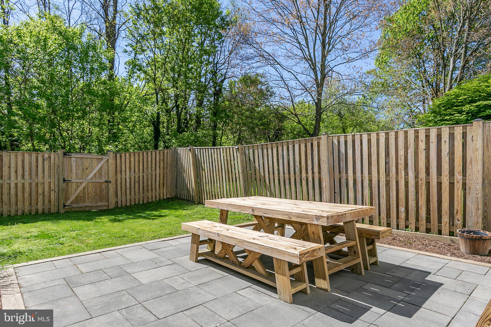 BEECH CREEK - Residential