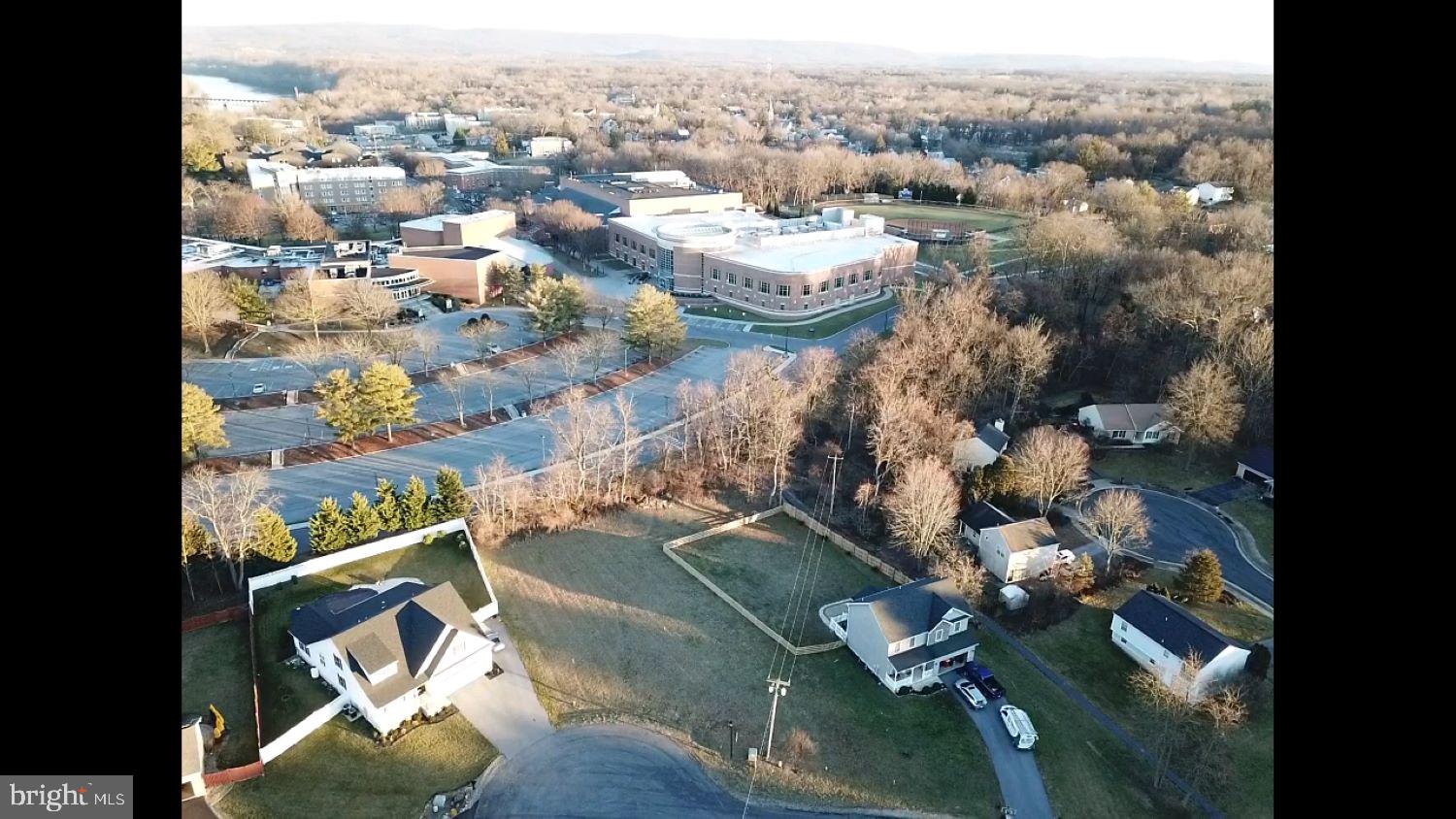 MADDEX FARM - Residential