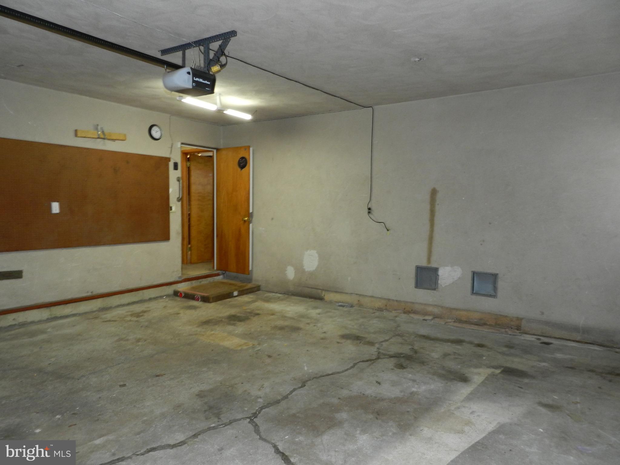 MAPLE SPRINGS ACRES - Residential