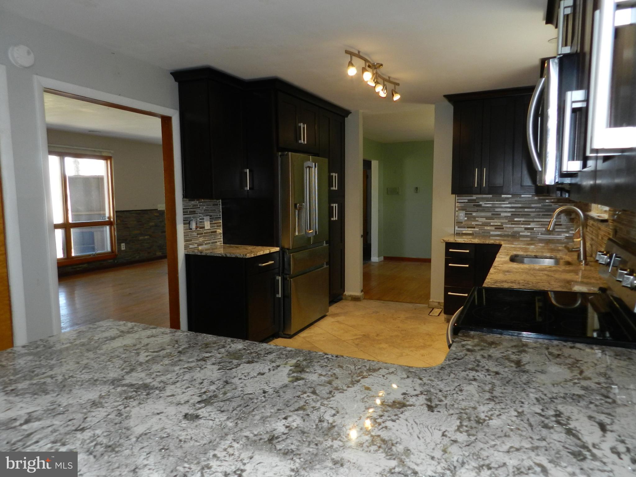 MAPLE SPRINGS ACRES - Residential