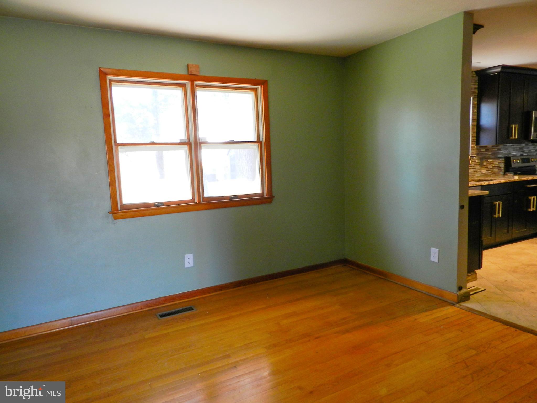 MAPLE SPRINGS ACRES - Residential