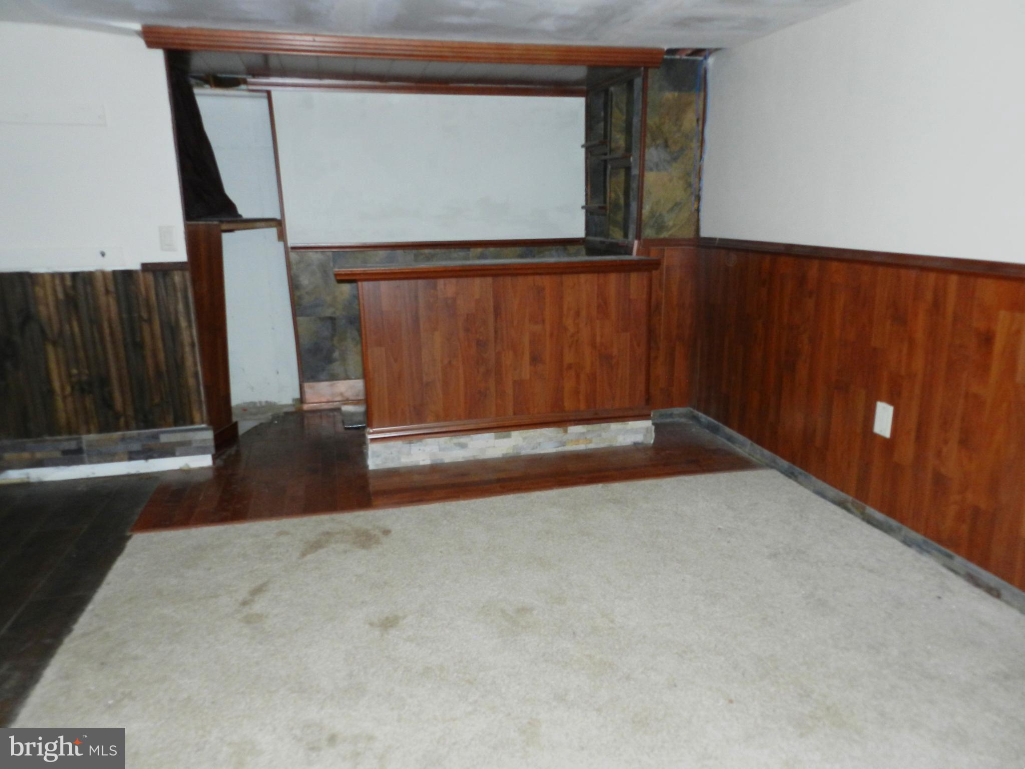 MAPLE SPRINGS ACRES - Residential