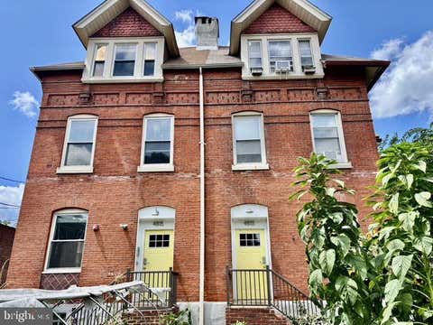 Condo For Rent - 4813 Chester Avenue<br/> Philadelphia County, PHILADELPHIA, PA 19143
