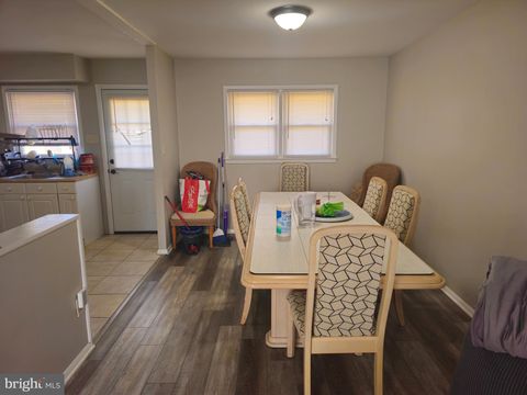 Photo of 12 Fairmount Drive, GLASSBORO, NJ 08028 (MLS # NJGL2068244)