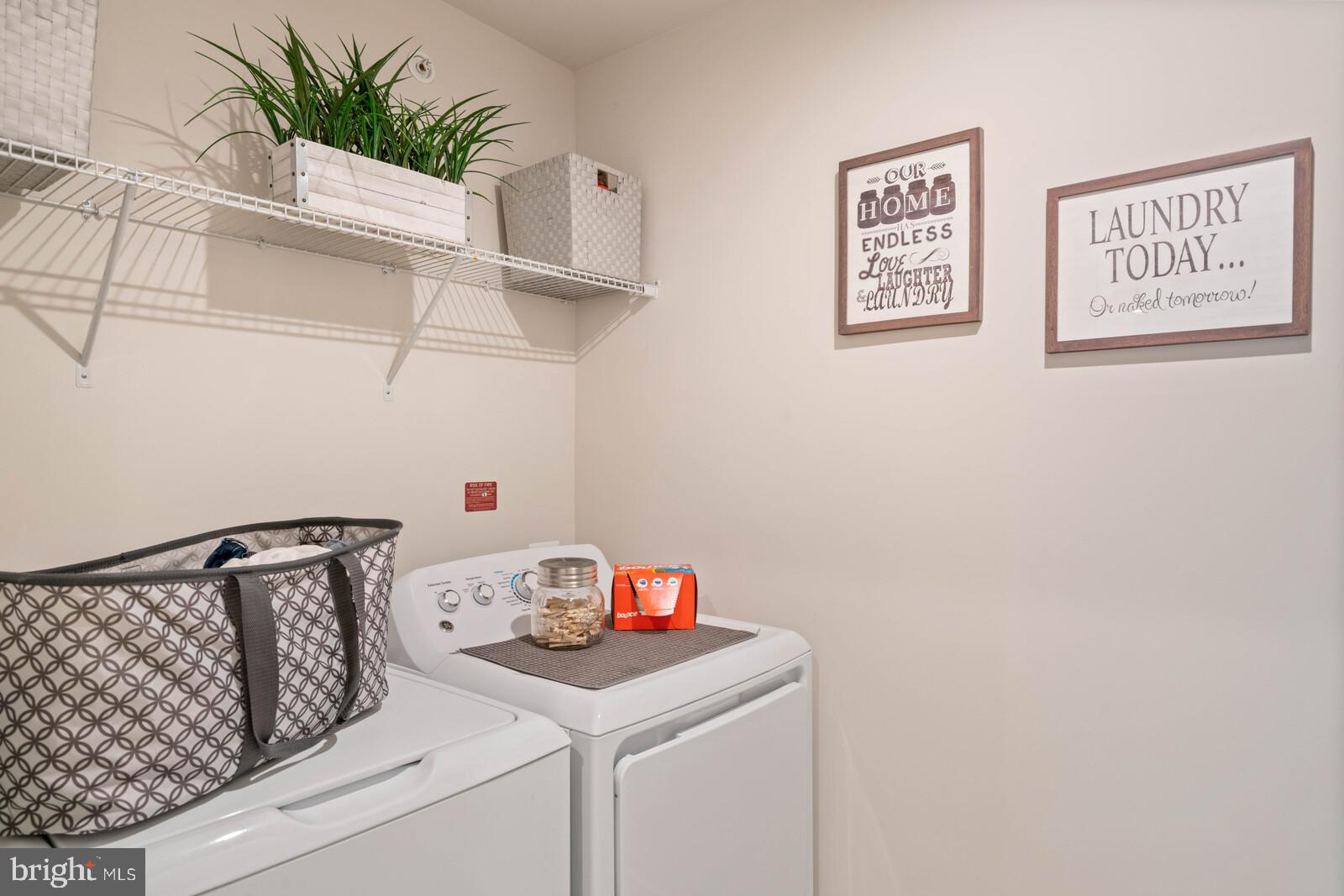 POTOMAC SHORES - Residential