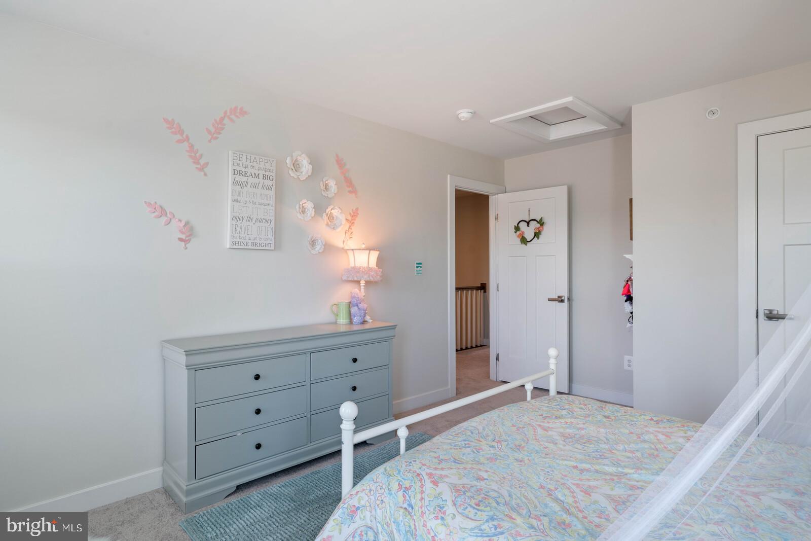 POTOMAC SHORES - Residential