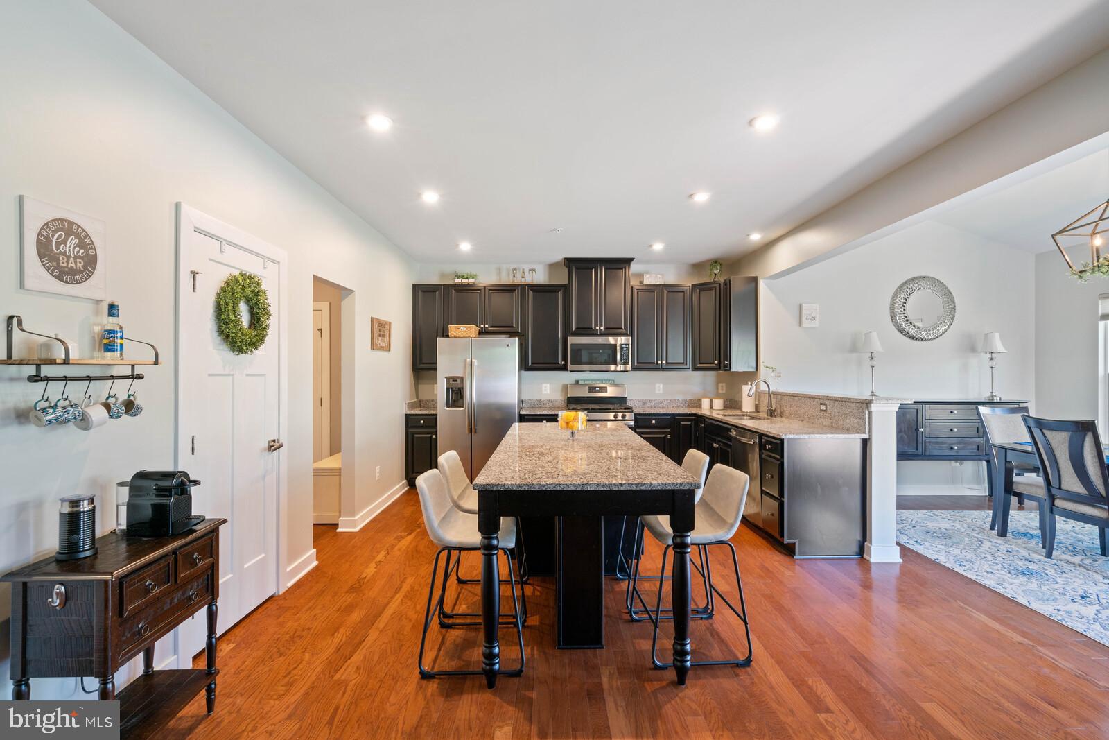 POTOMAC SHORES - Residential