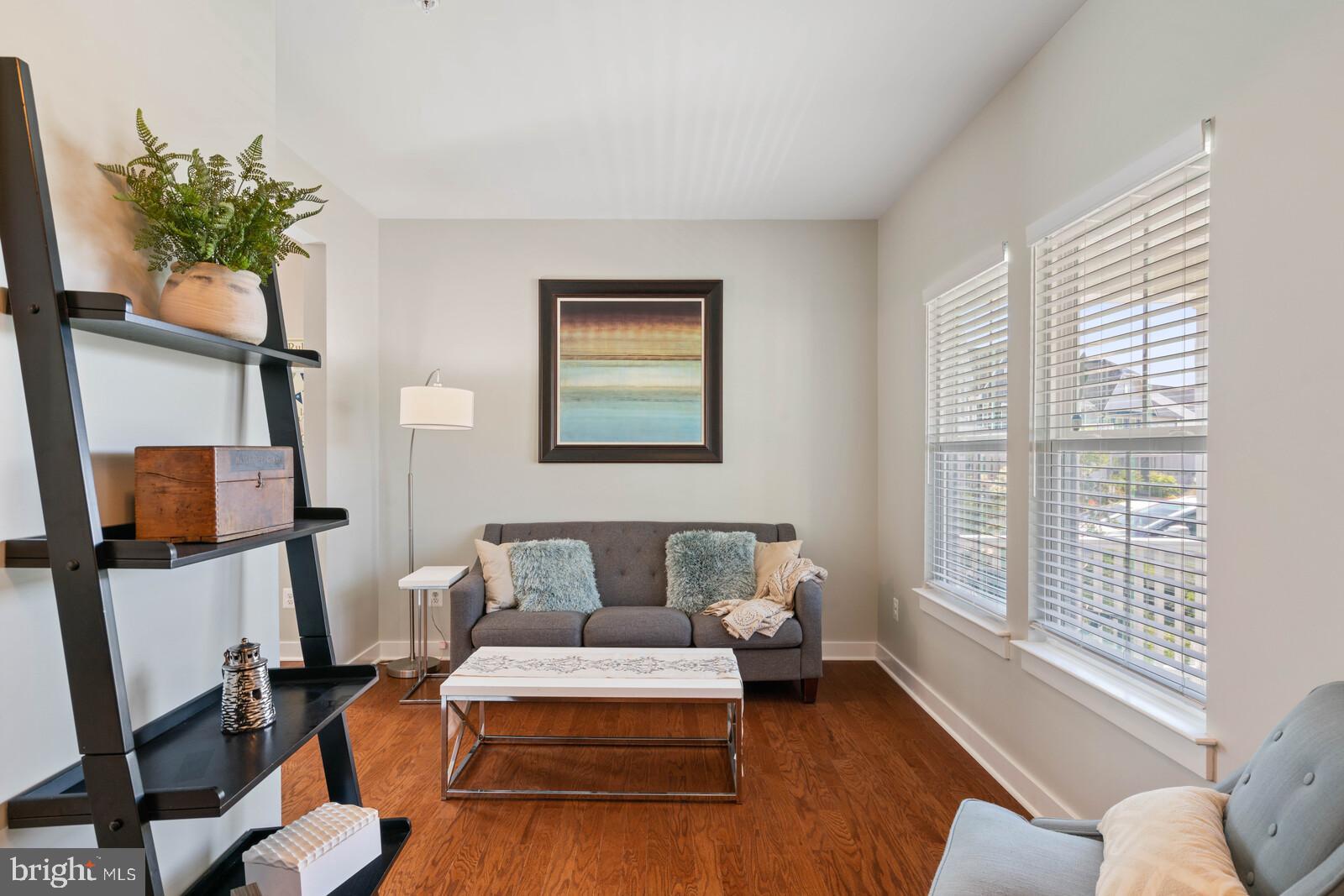 POTOMAC SHORES - Residential