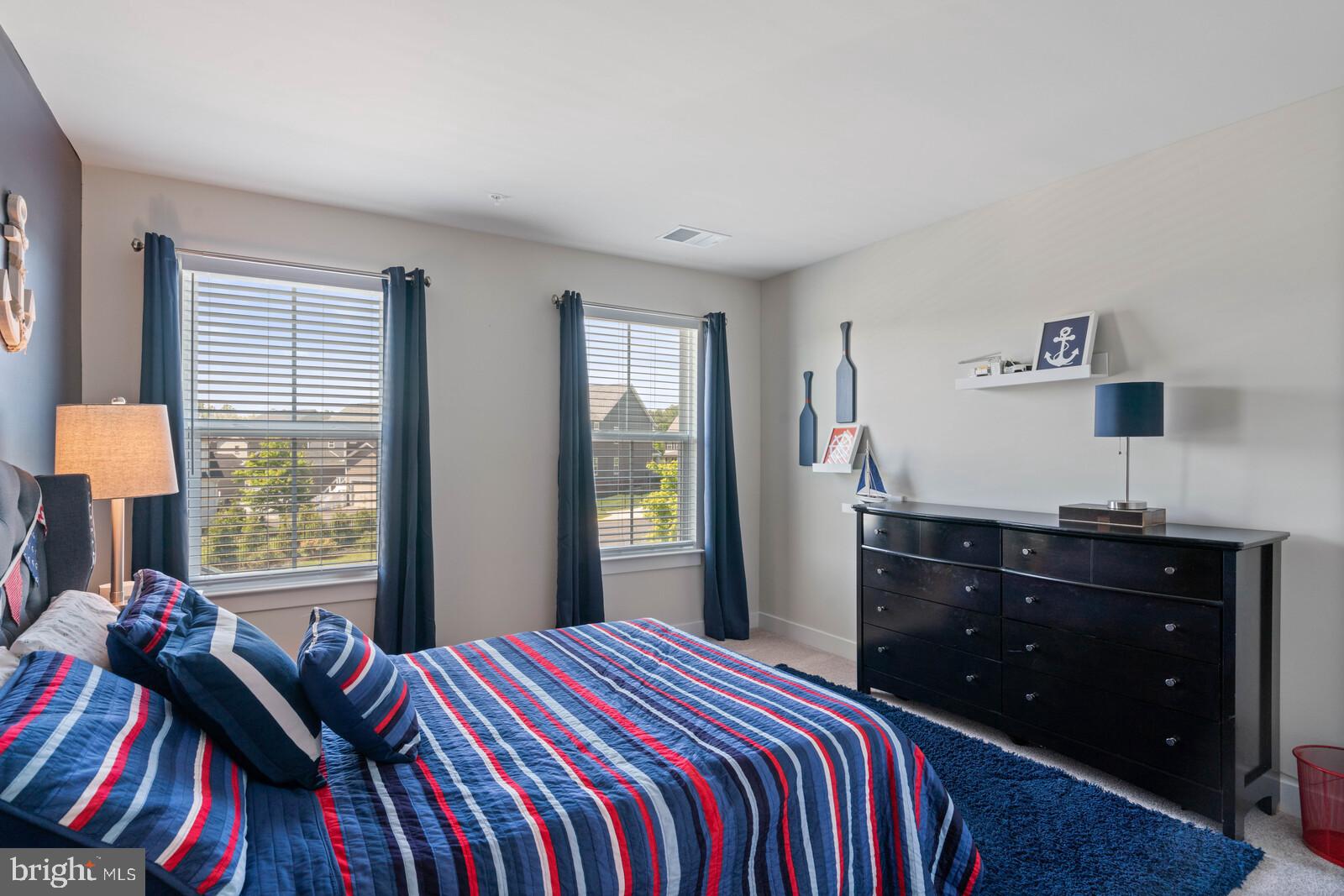 POTOMAC SHORES - Residential