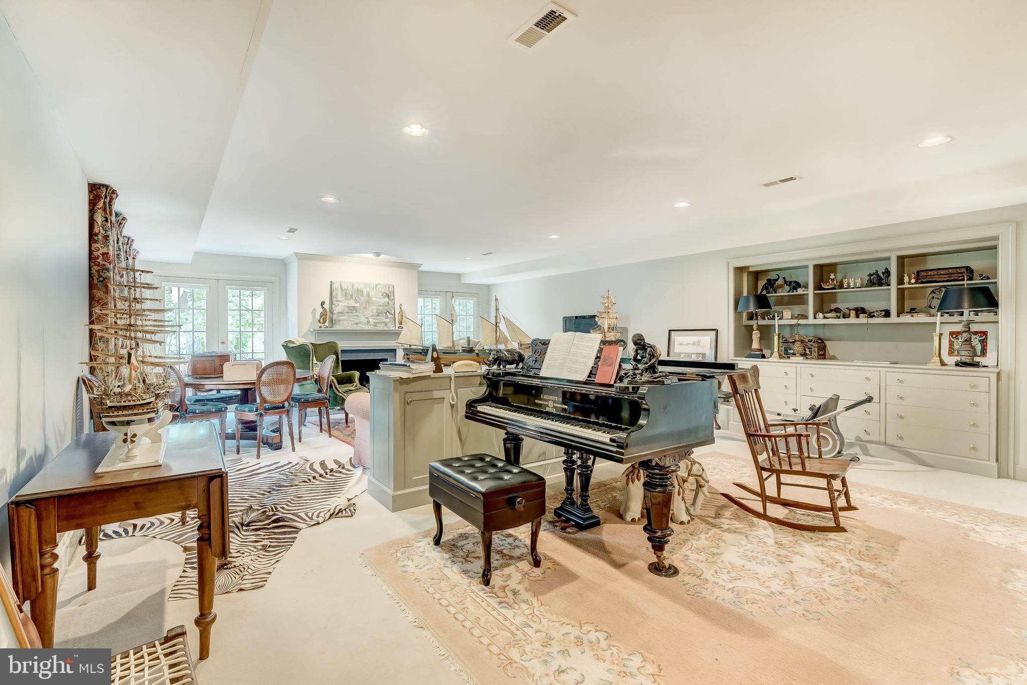 LUTHERVILLE - Residential